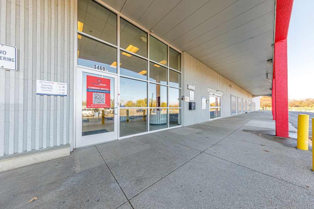 National Storage Columbus – High Street 3469 S. High St., Columbus, OH 43207