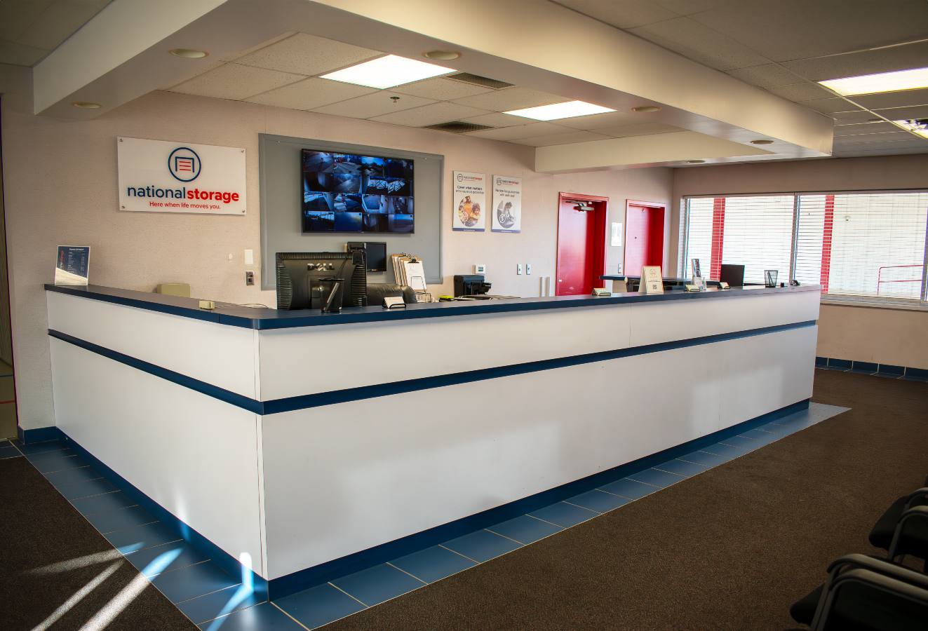 National Storage Southfield - 8 Mile Road 21940 West 8 Mile Rd Southfield, MI 48075