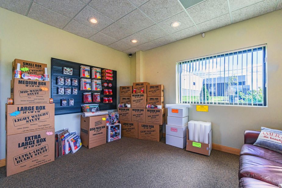 National Storage New Hudson – Grand River Road 53600 Grand River Ave., New Hudson, MI 48165