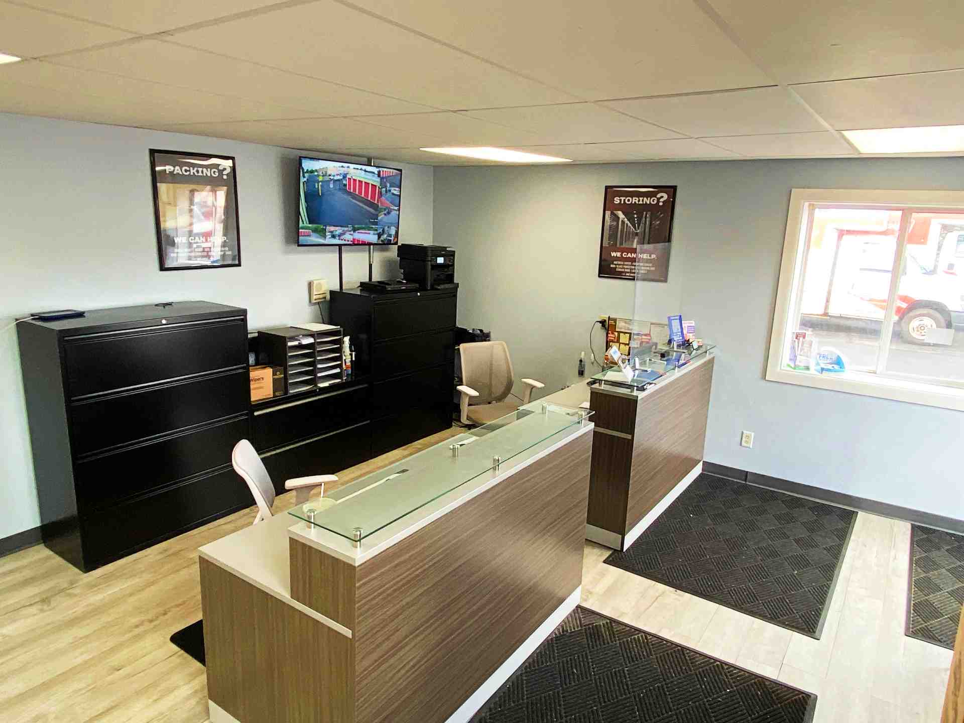  National Storage Kalamazoo – Gull Road 3330 Gull Rd., Kalamazoo, MI 49048