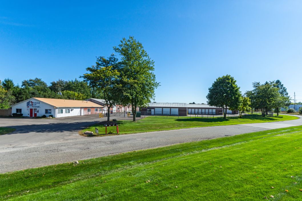  National Storage Highland – Allow Parkway Road 1574 Alloy Parkway Rd., Highland, MI 48356 (248) 781-2085