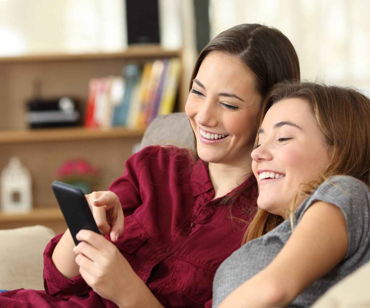 5 Tips for Getting Along with Roommates