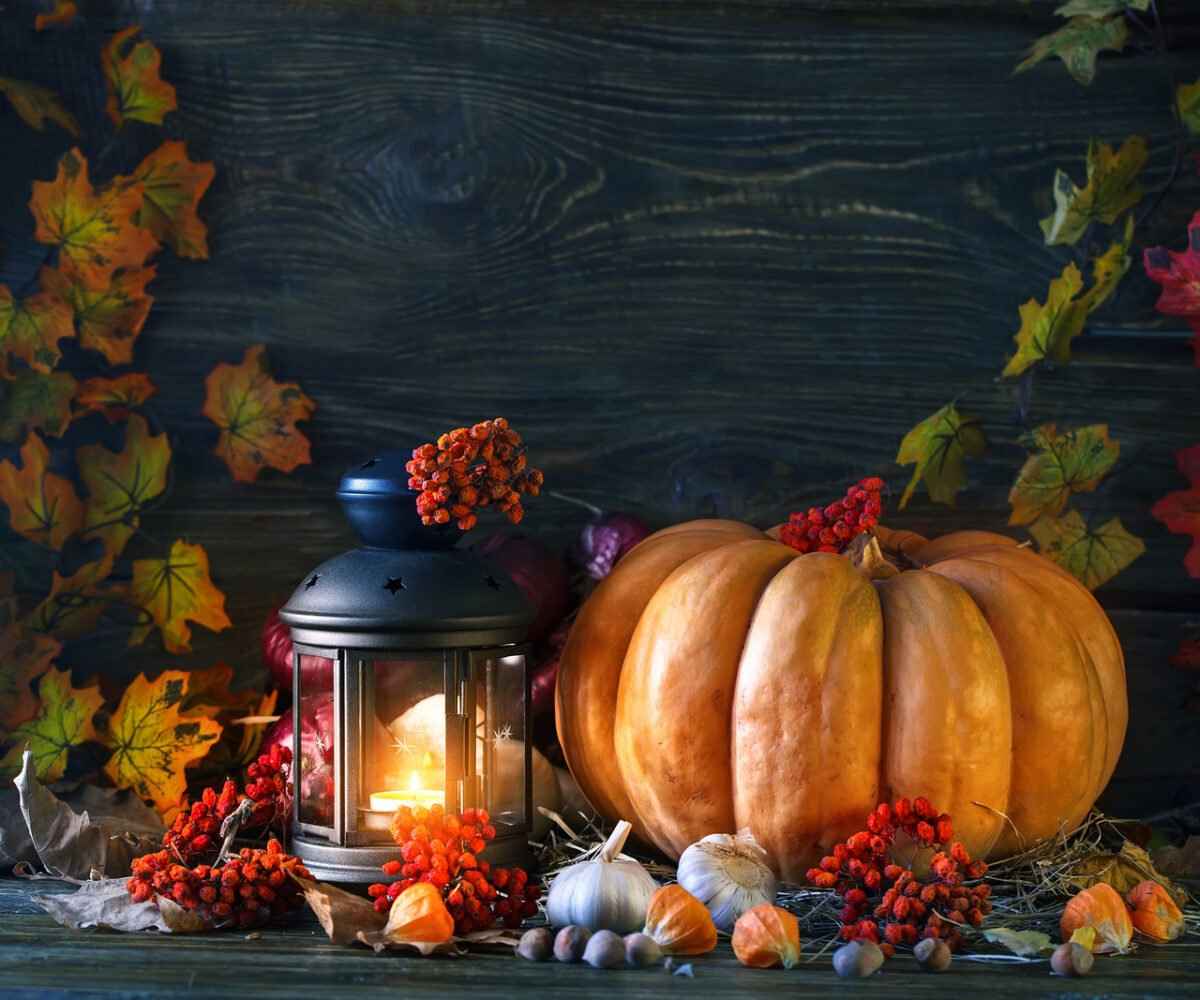How to Store Thanksgiving Decorations