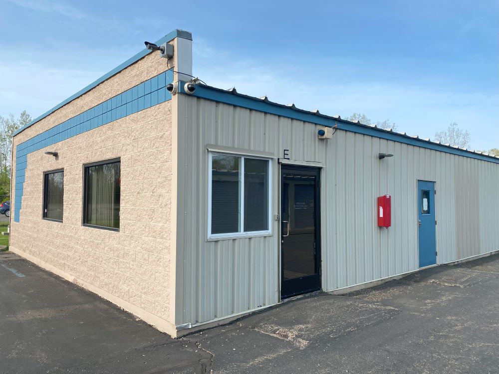  National Storage Howell – Victory Drive 902 Victory Drive, Howell, Michigan 48843