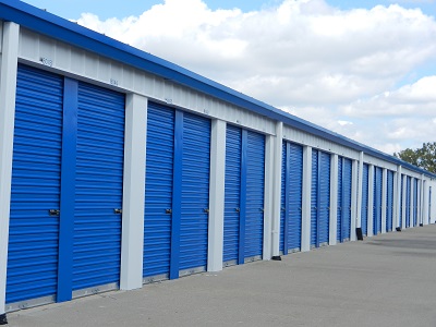 Drive Up Storage Units vs. Inside Storage Units