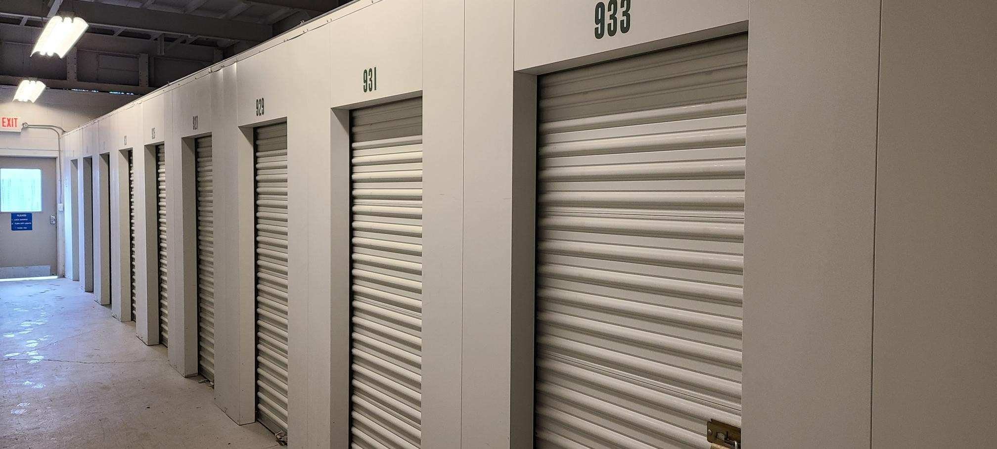 National Storage Brighton - Grand River 7286 W. Grand River  Brighton, MI 48114