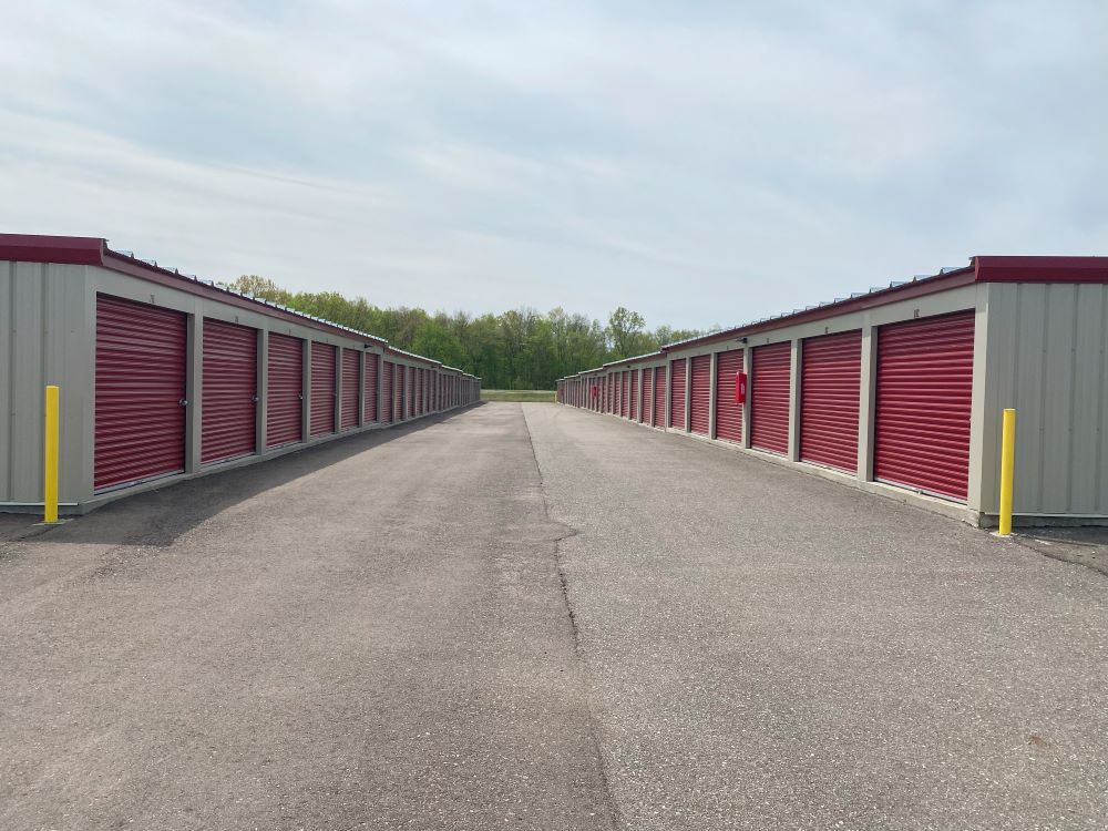 National Storage Howell – M-59 5800 E. Highland, Howell, Michigan 48843
