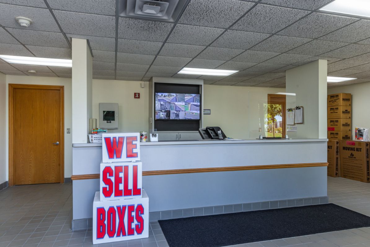 Storage Unlimited 15176 Beck Road, Plymouth, MI 48170