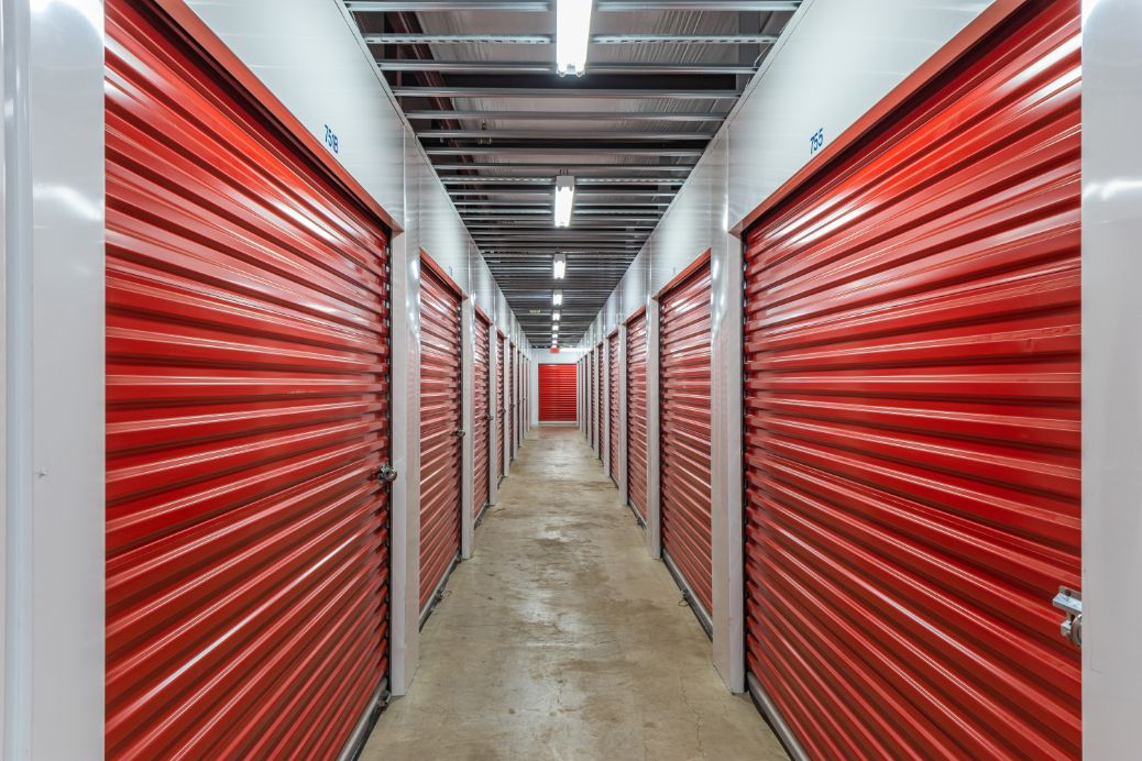 National Storage Redford – Telegraph Road 9125 Telegraph Road, Redford, MI 48239