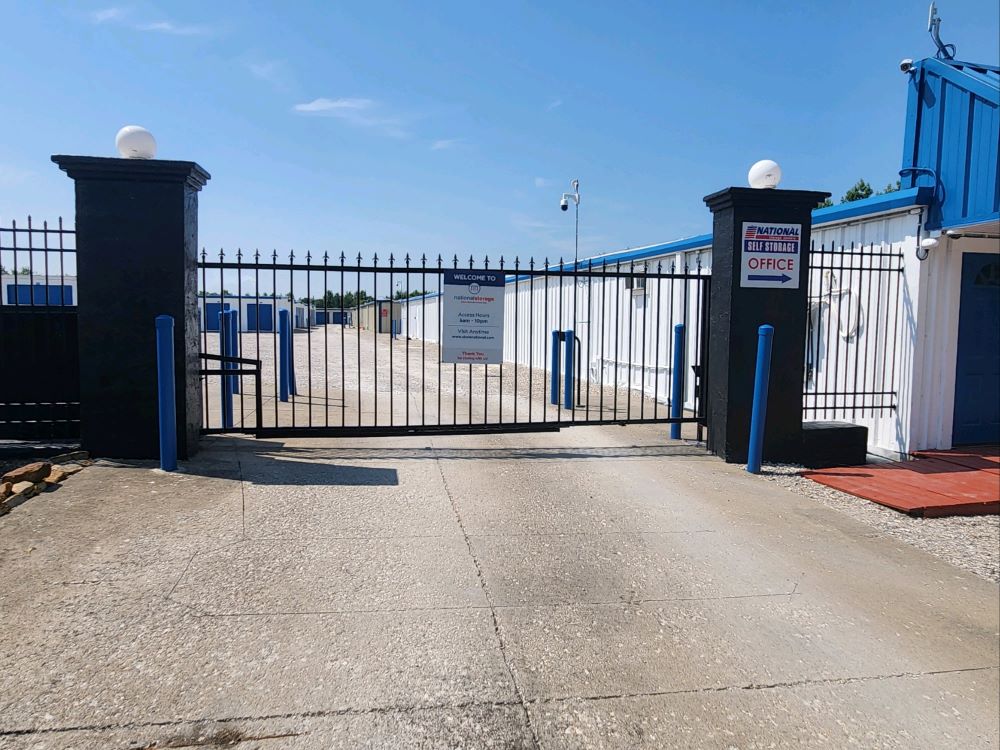 National Storage Evansville – Mount Vernon 11825 Old Highway 62 E., Mount Vernon, IN 47620 (812) 502-5606