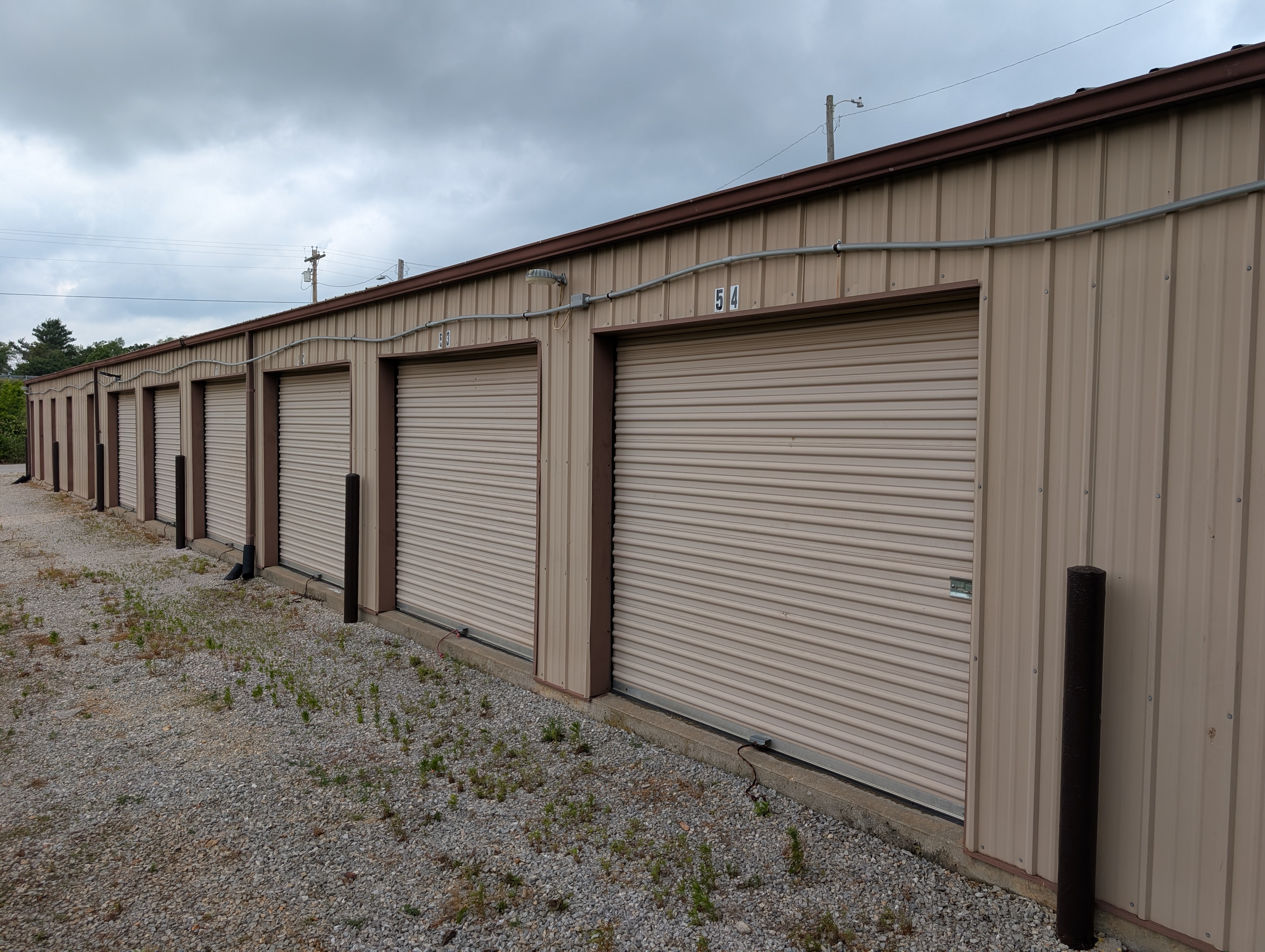 1secured units in Nixa, MO