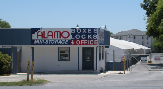 Alamo Mini-Storage Bandera