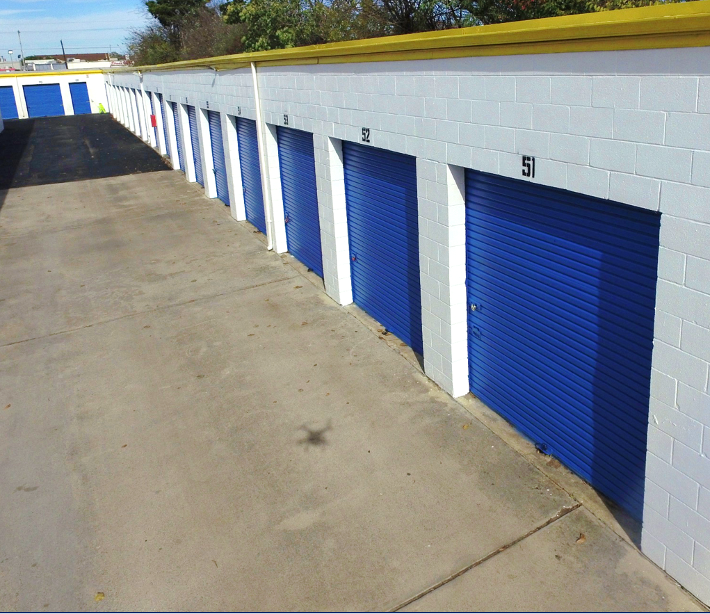 self storage units with large drive up access doors