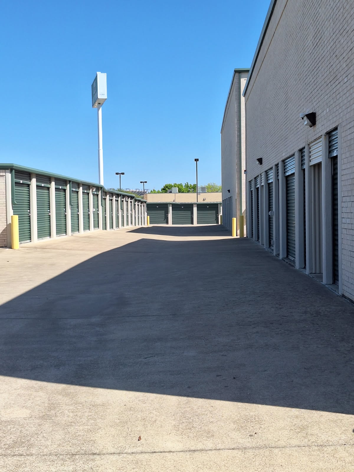 Climate Control and Drive-up Storage Units in Tanglewood / Overton Woods within Fort Worth Texas
