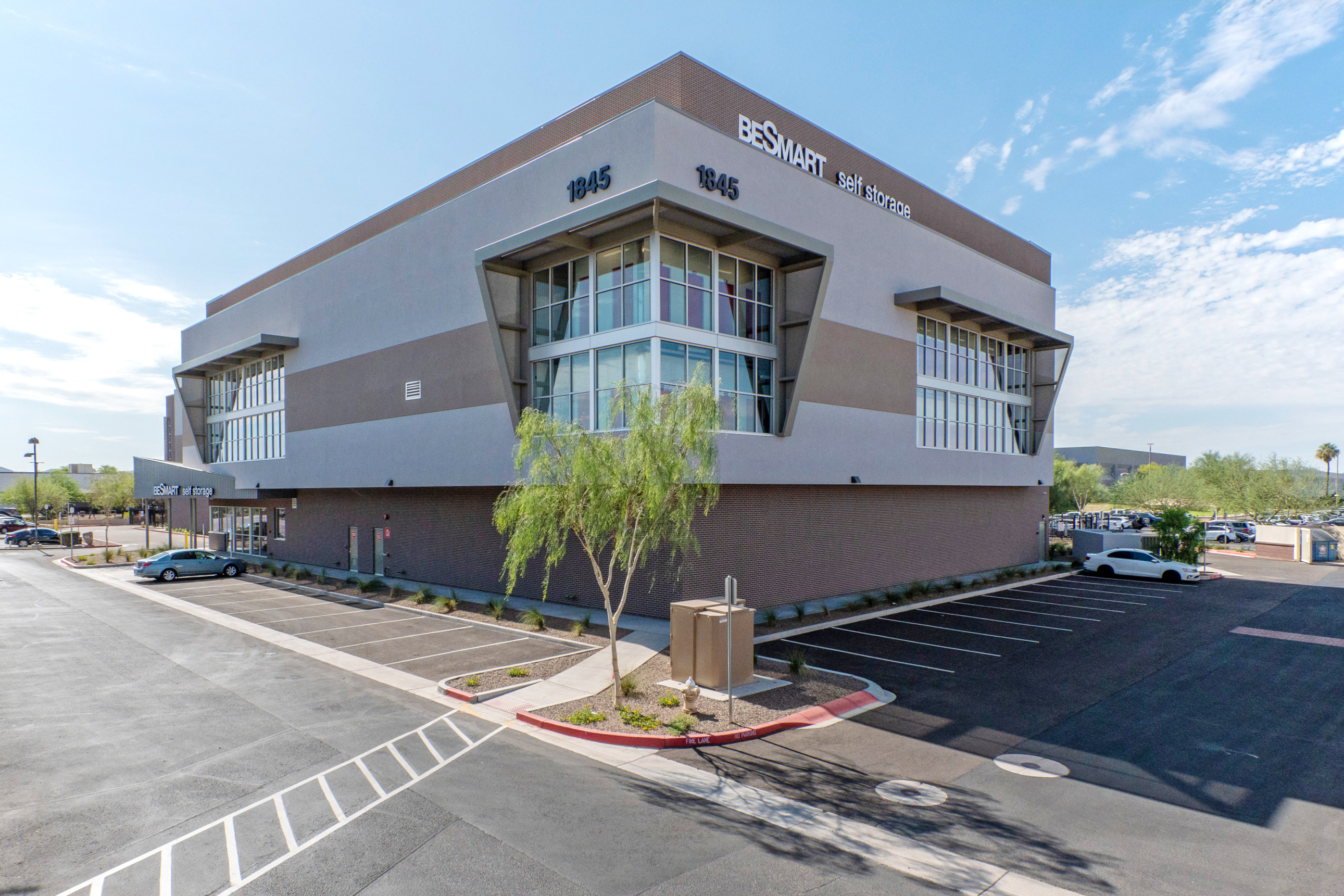 Climate Controlled Storage Units in Phoenix, AZ