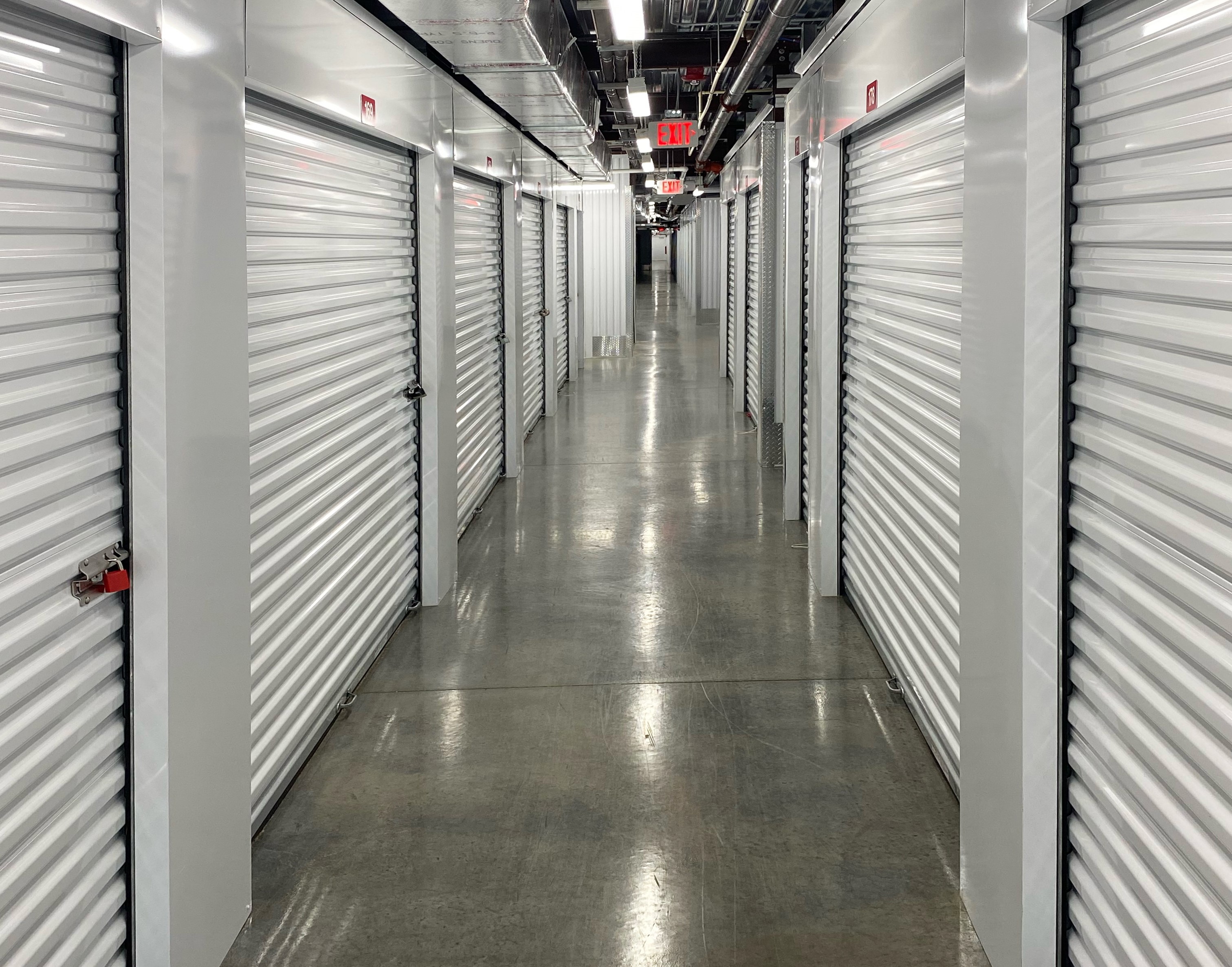 climate-controlled indoor storage englewood fl