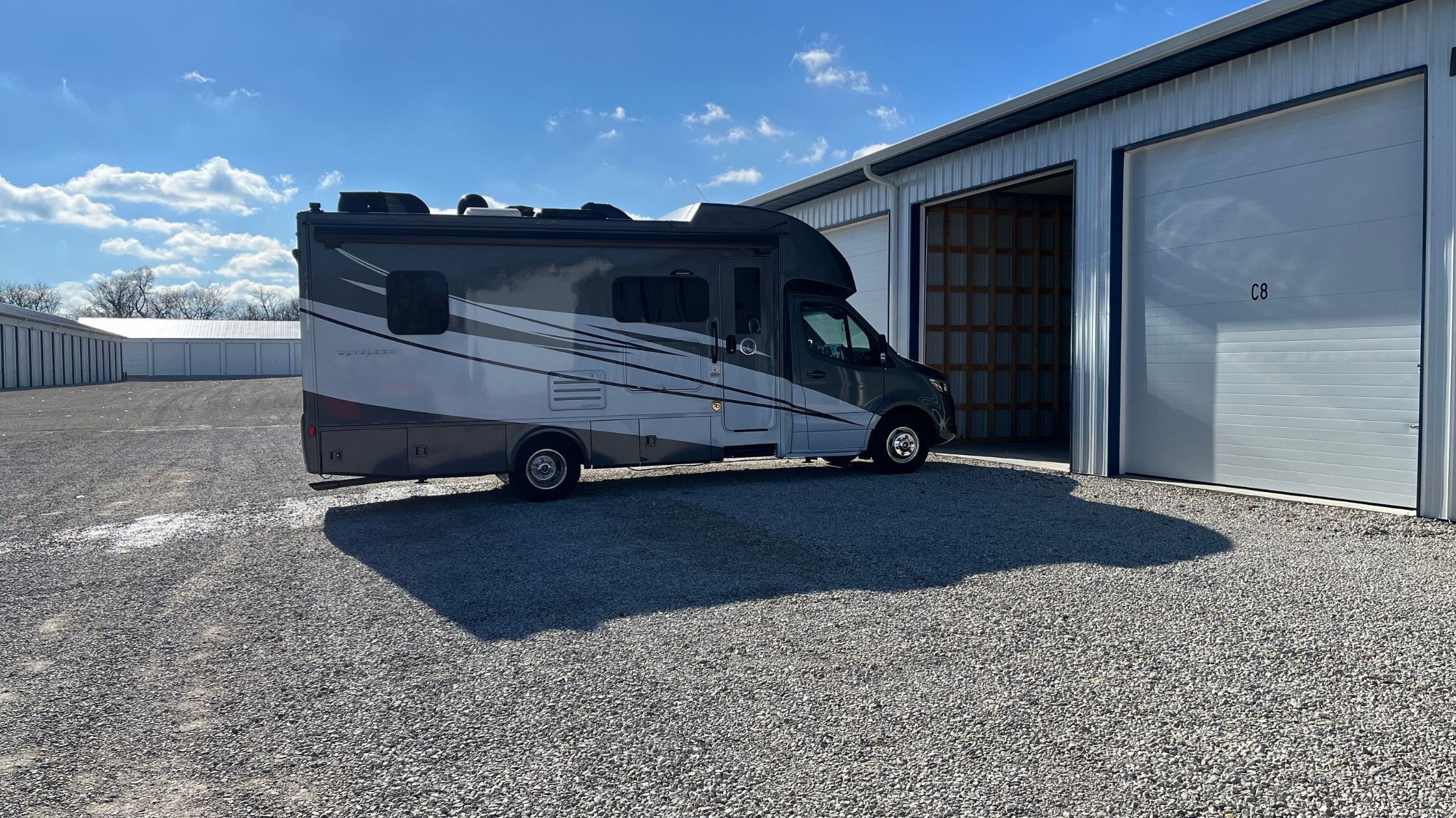 Best RV, boat and car Storage in Overland Park and Kansas city