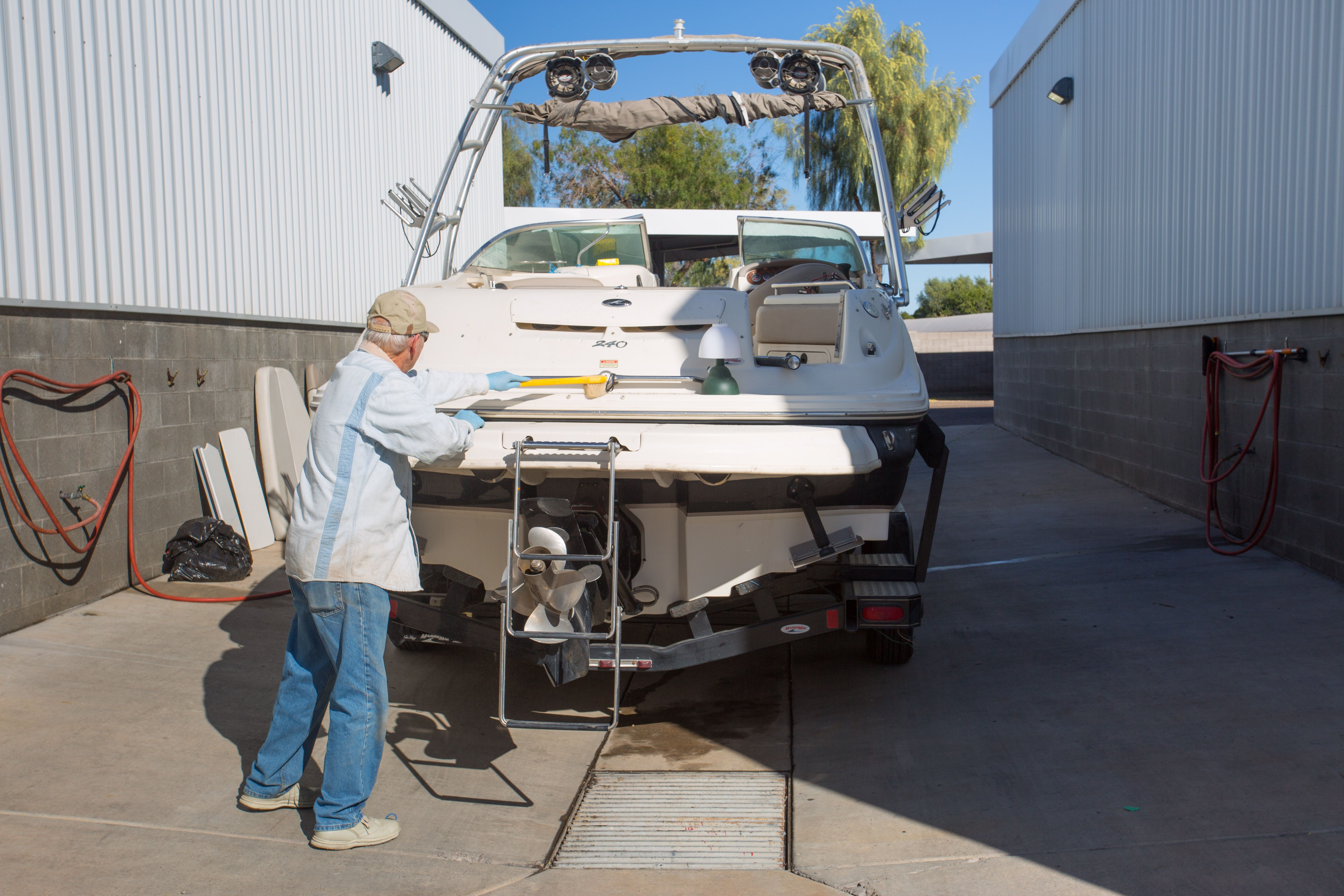 Bob Washing Boat