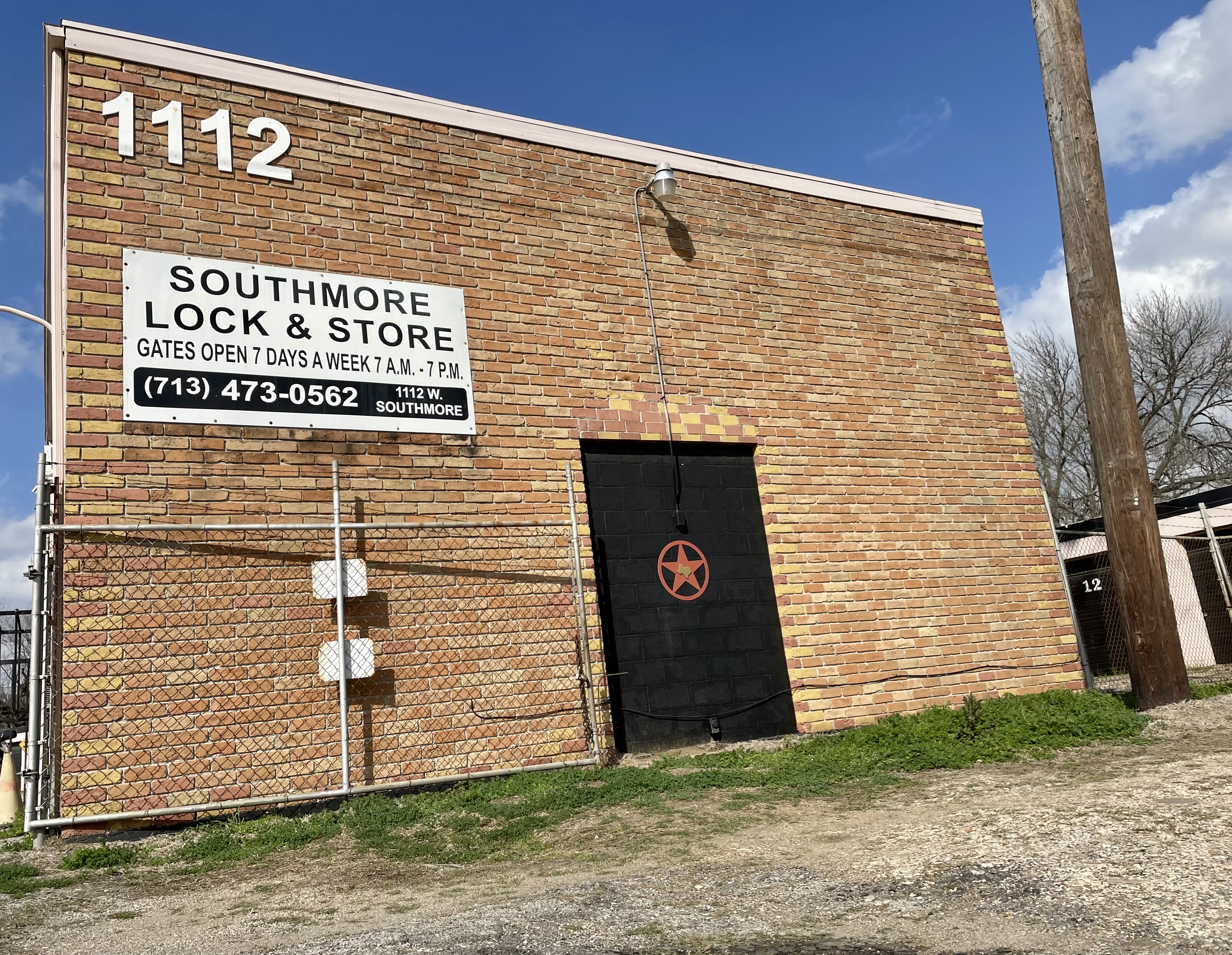 southmore lock and store front of building