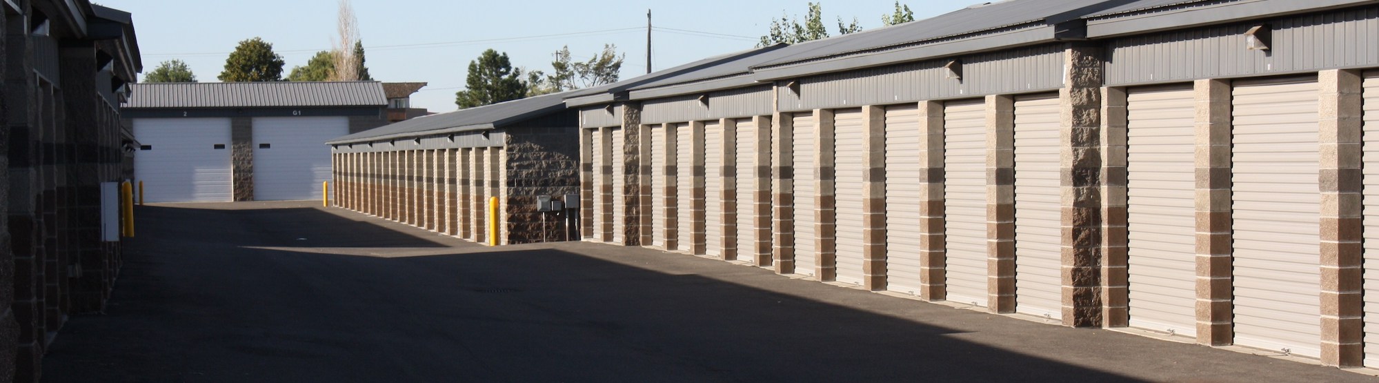 Rows of self storage units in Kennewick, WA