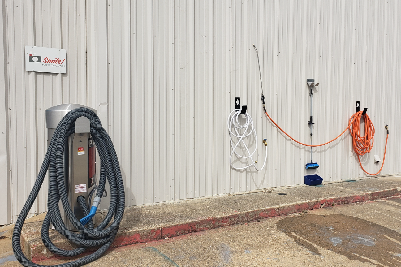 Water, Air and Vaccuum for Wylie Bargain Storage Customers