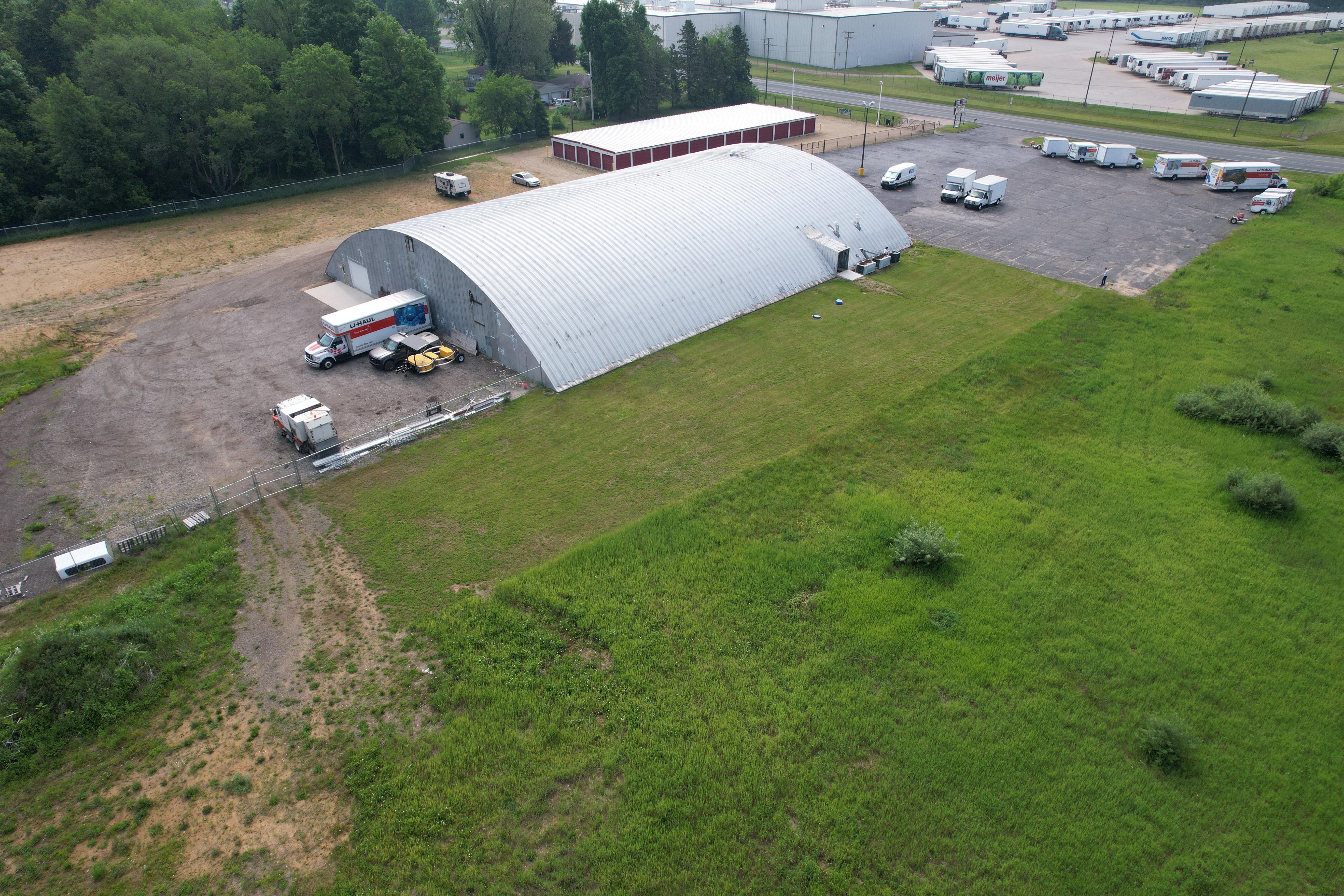 Outdoor RV/Boat Parking in Paw Paw, MI