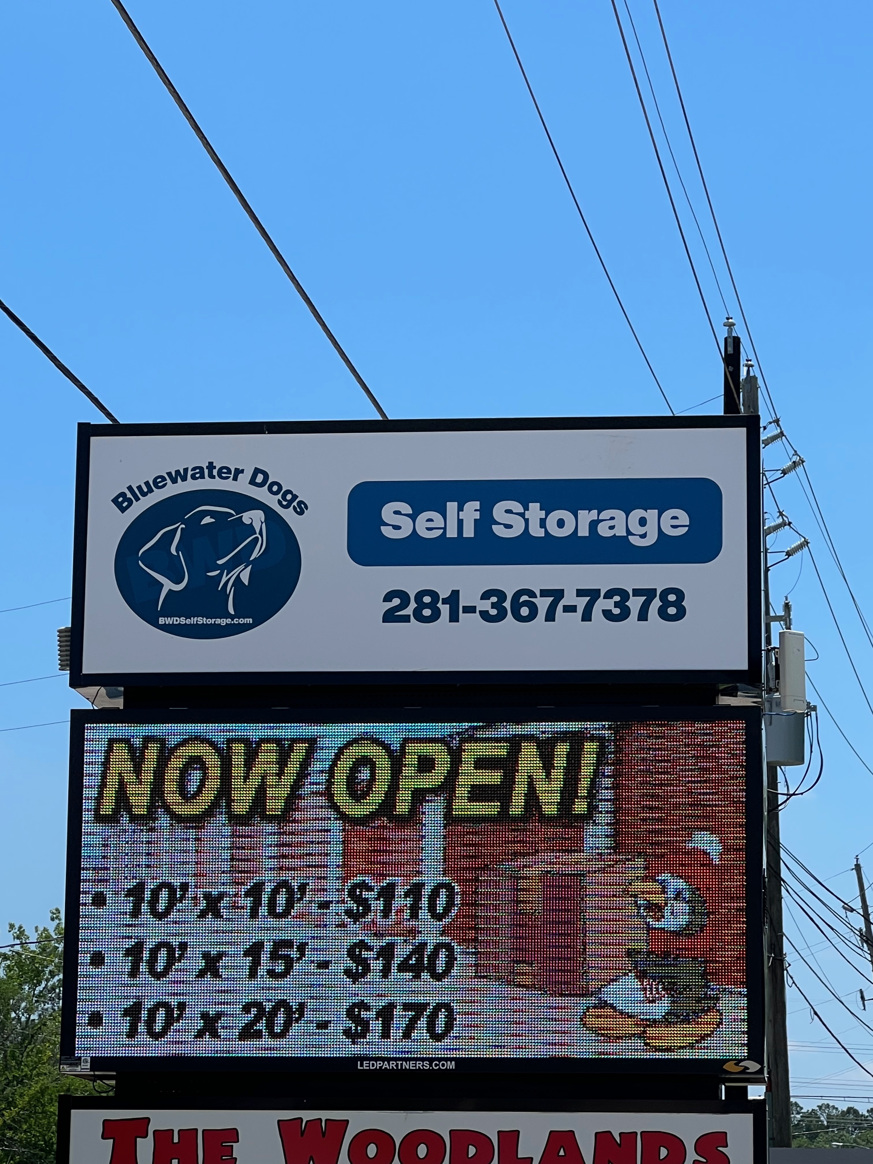 Bluewater Dogs Self Storage family, friendly service in The Woodlands!