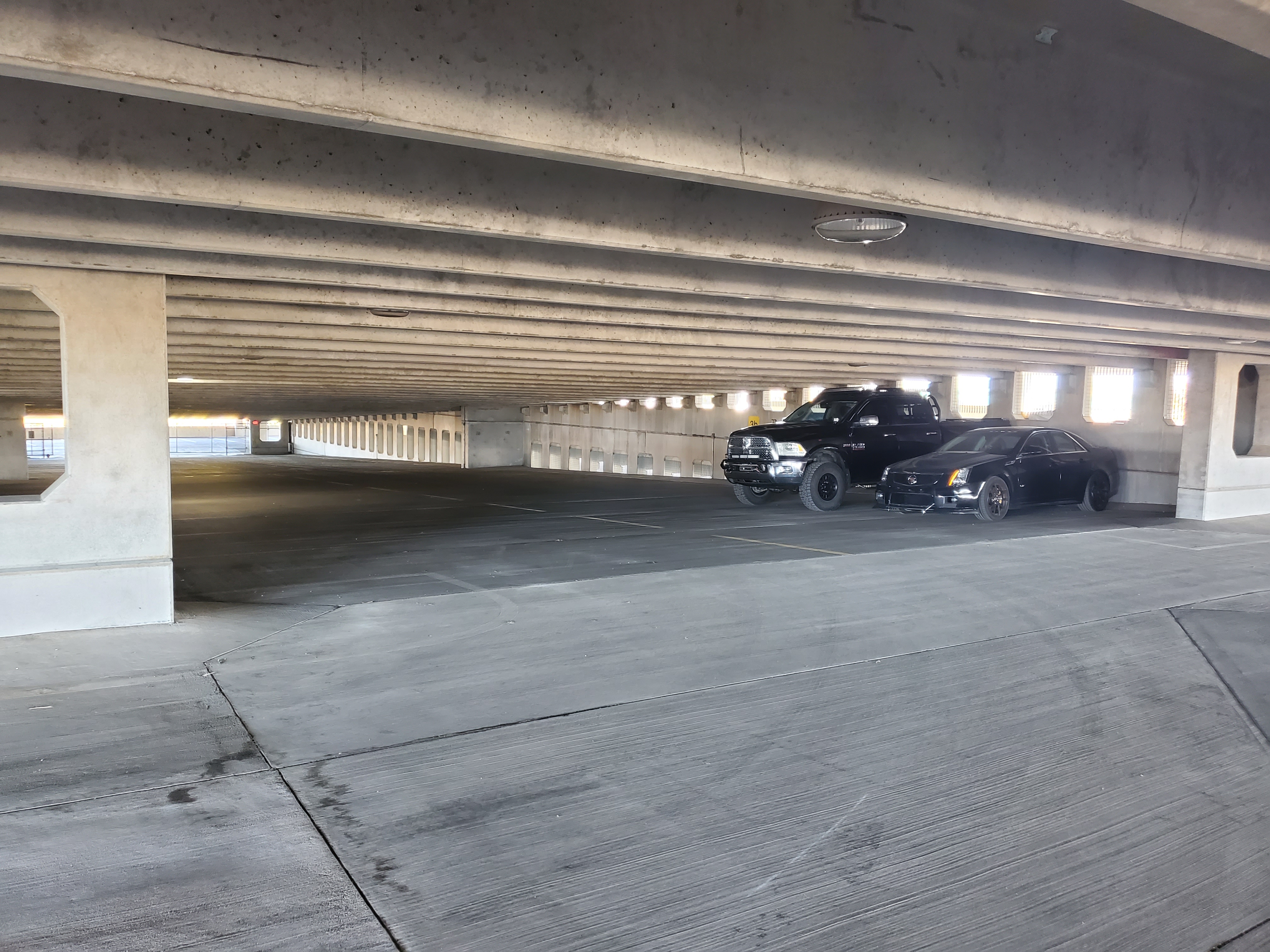 parking garage parking in springfield, mo