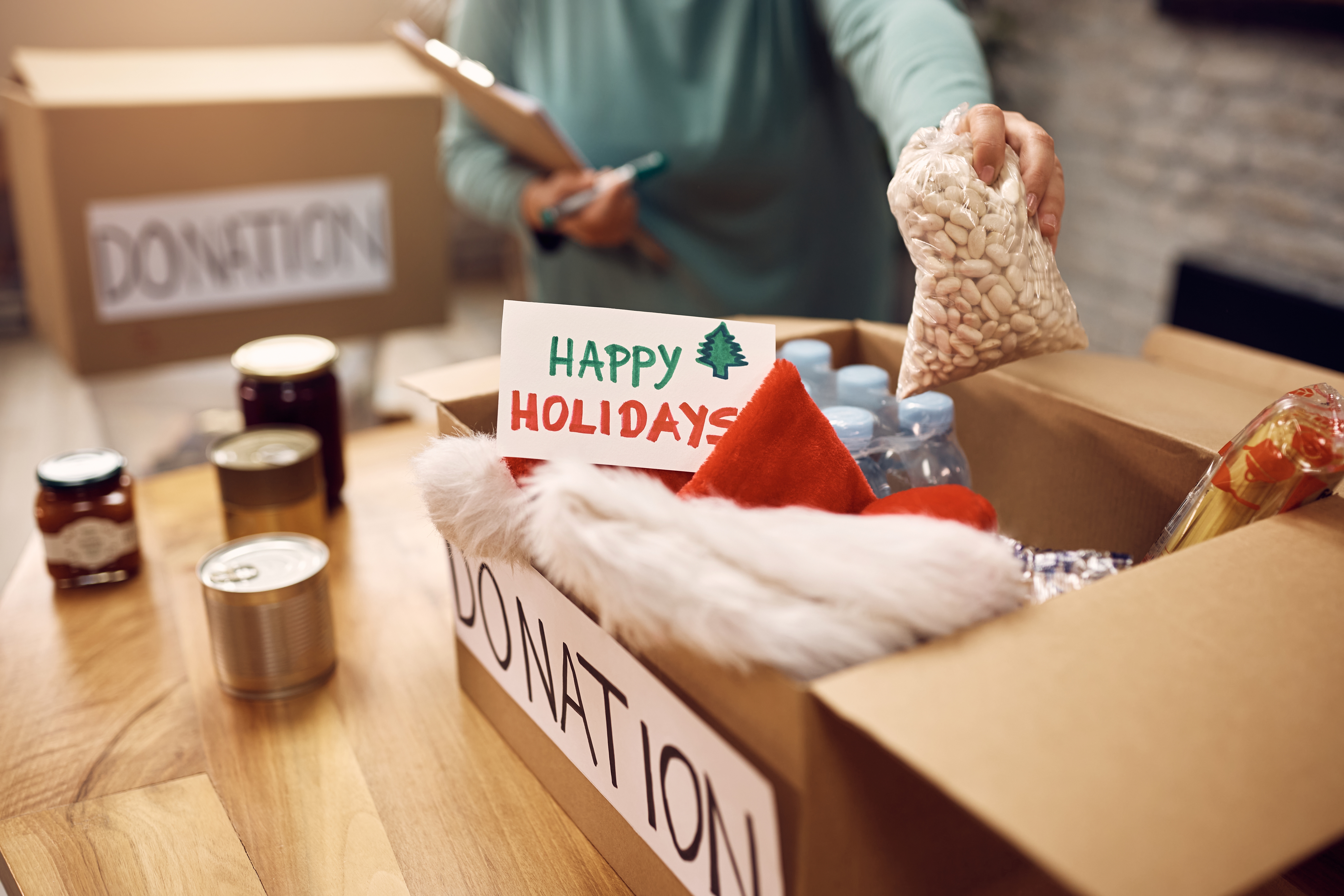 Bring Out the Holiday Cheer With a Stress-Free Holiday Storage Switch Bring Out the Holiday Cheer With a Stress-Free Holiday Storage Switch