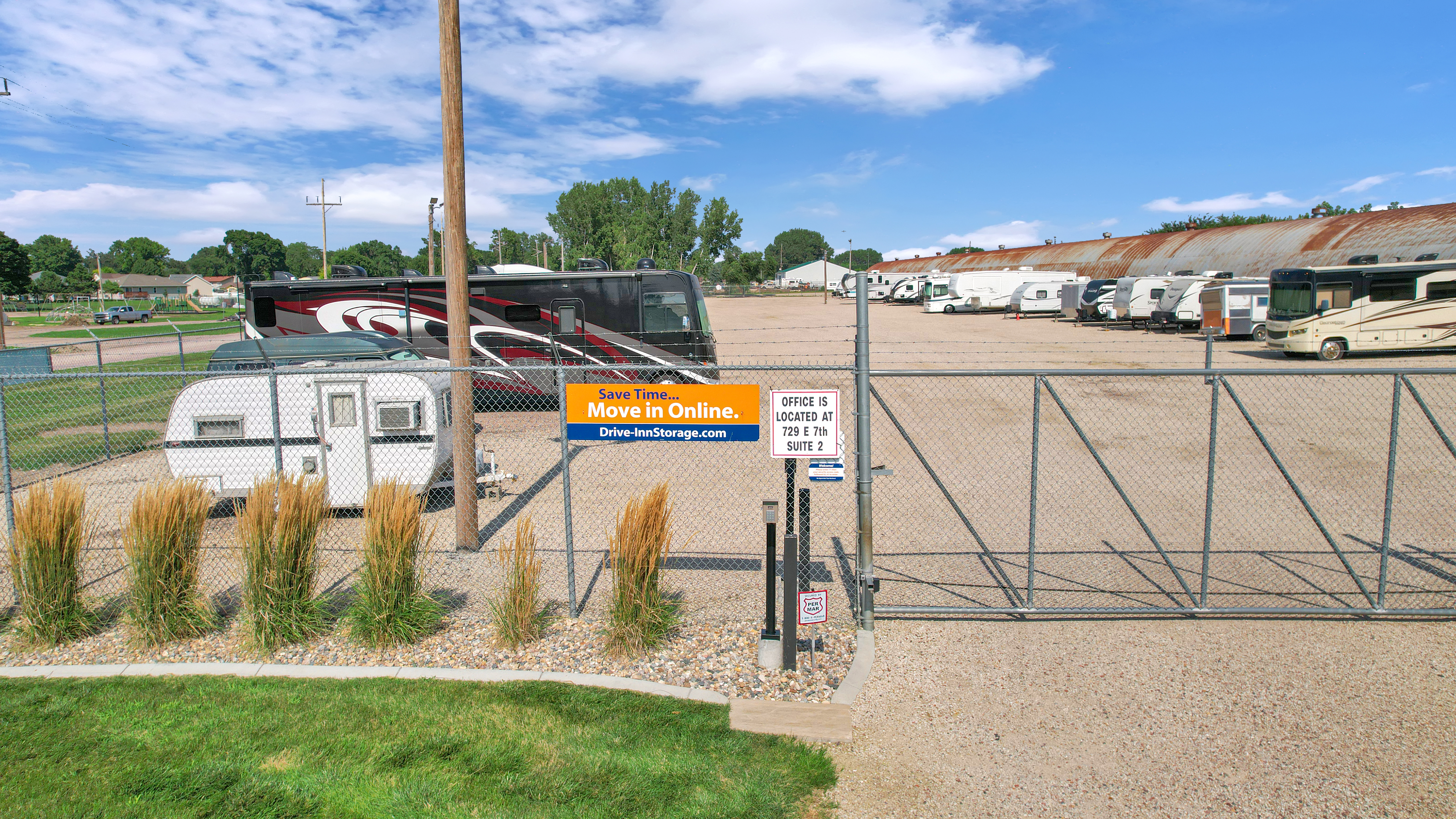 Drive Inn Storage South