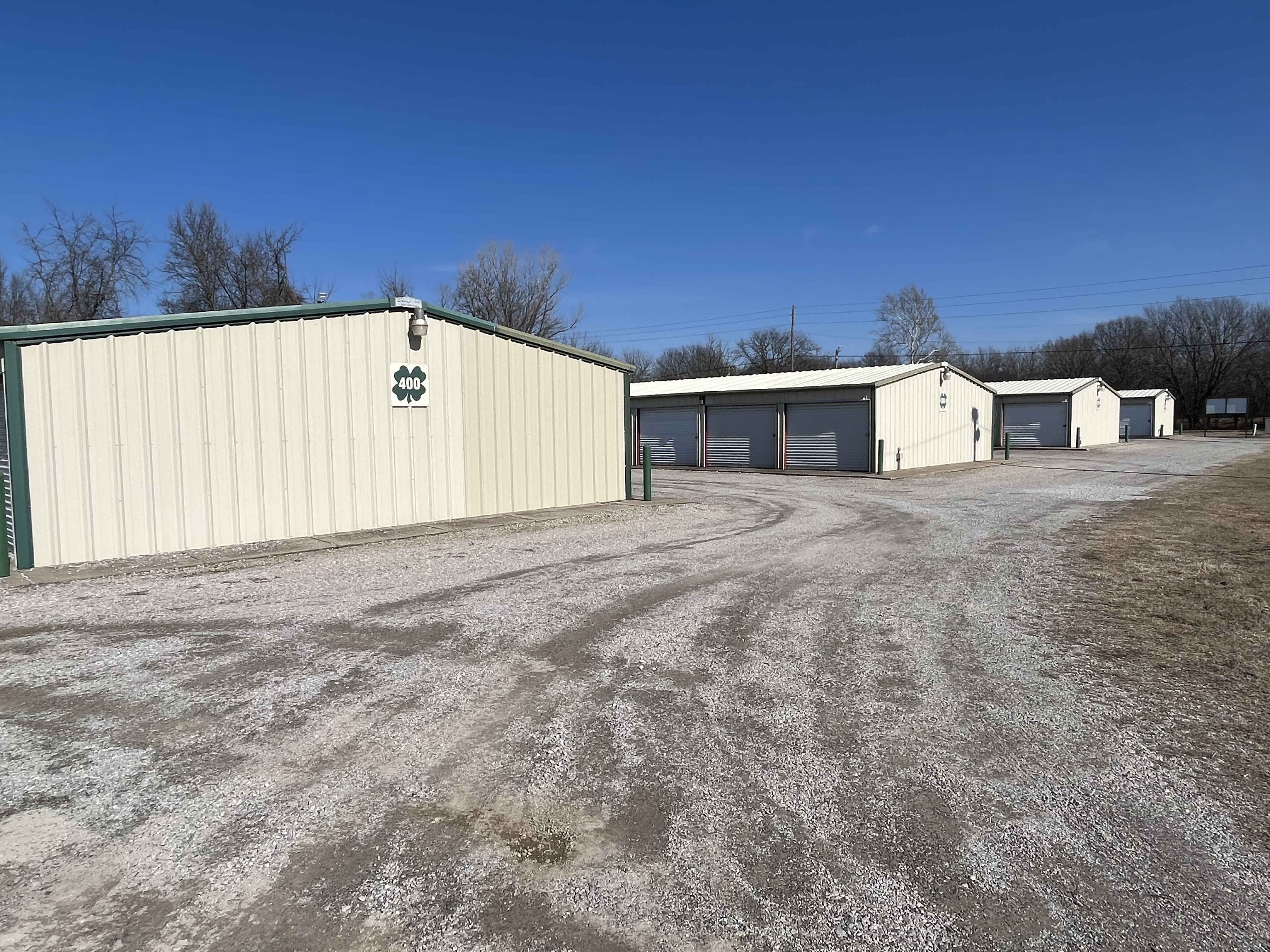 Secure 24/7 Access Storage with Drive-up Units in Pittsburg, Kansas