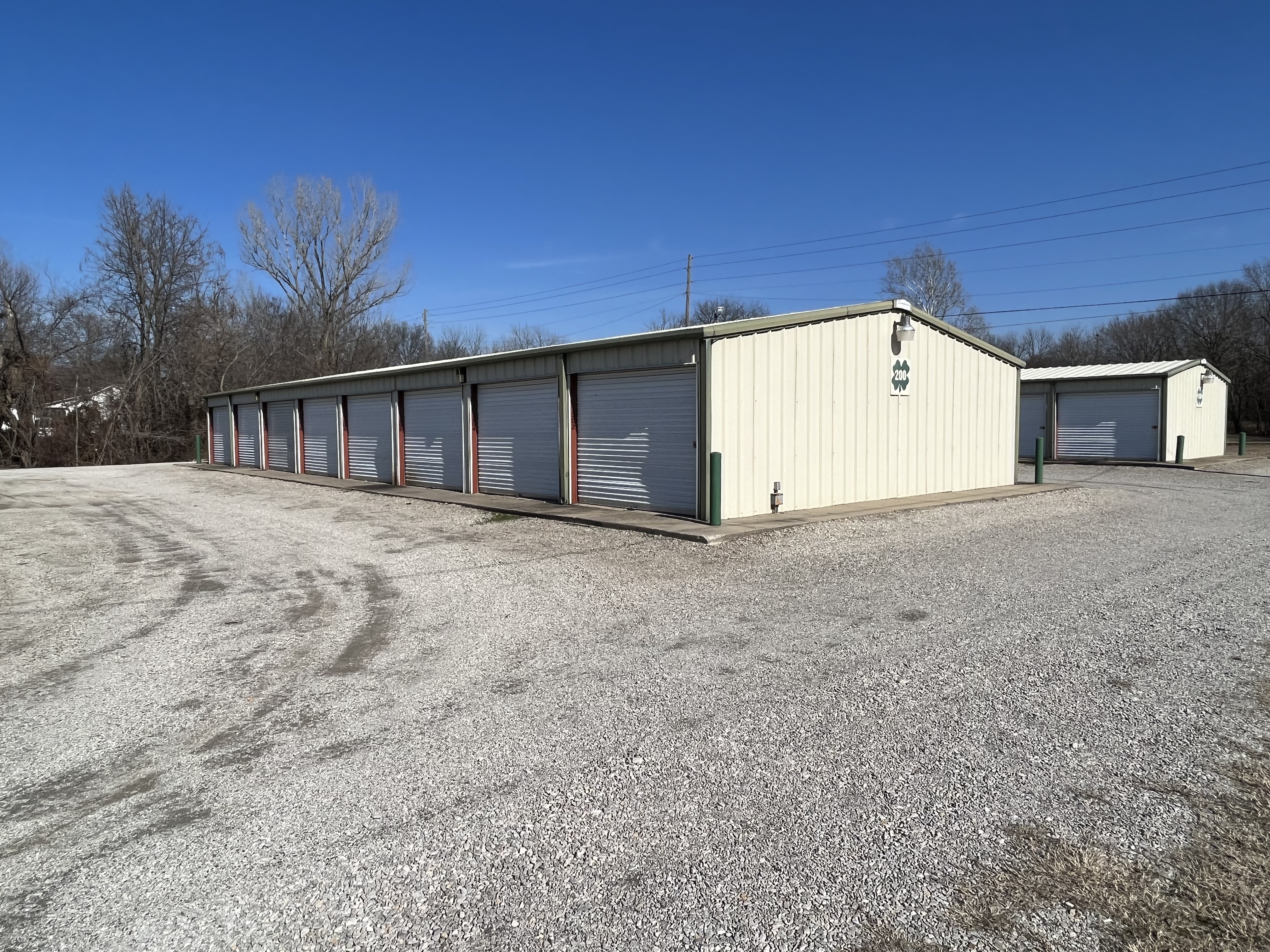 Secure 24/7 Access Storage with Drive-up Units in Pittsburg, Kansas