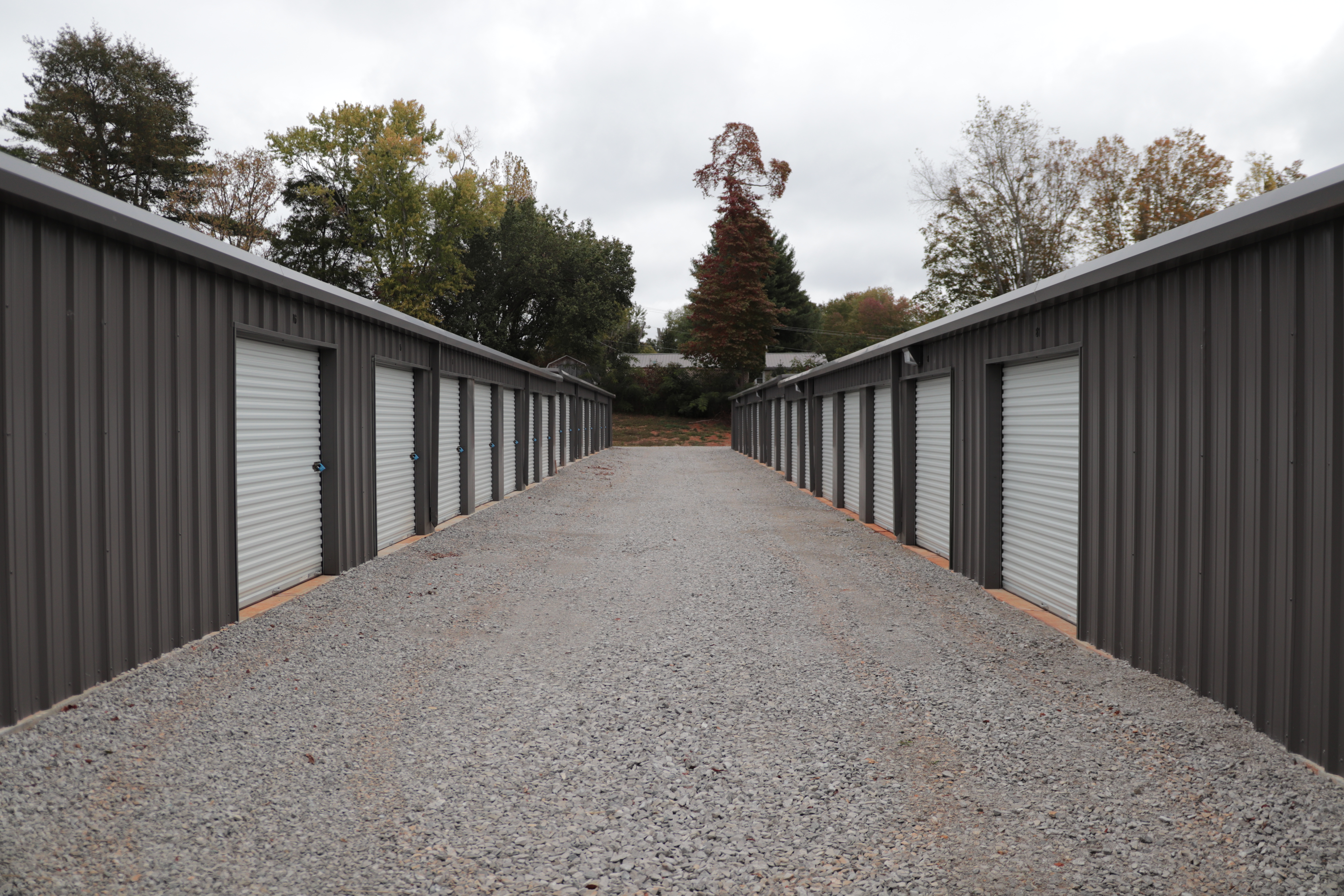 large self storage units winchester tn