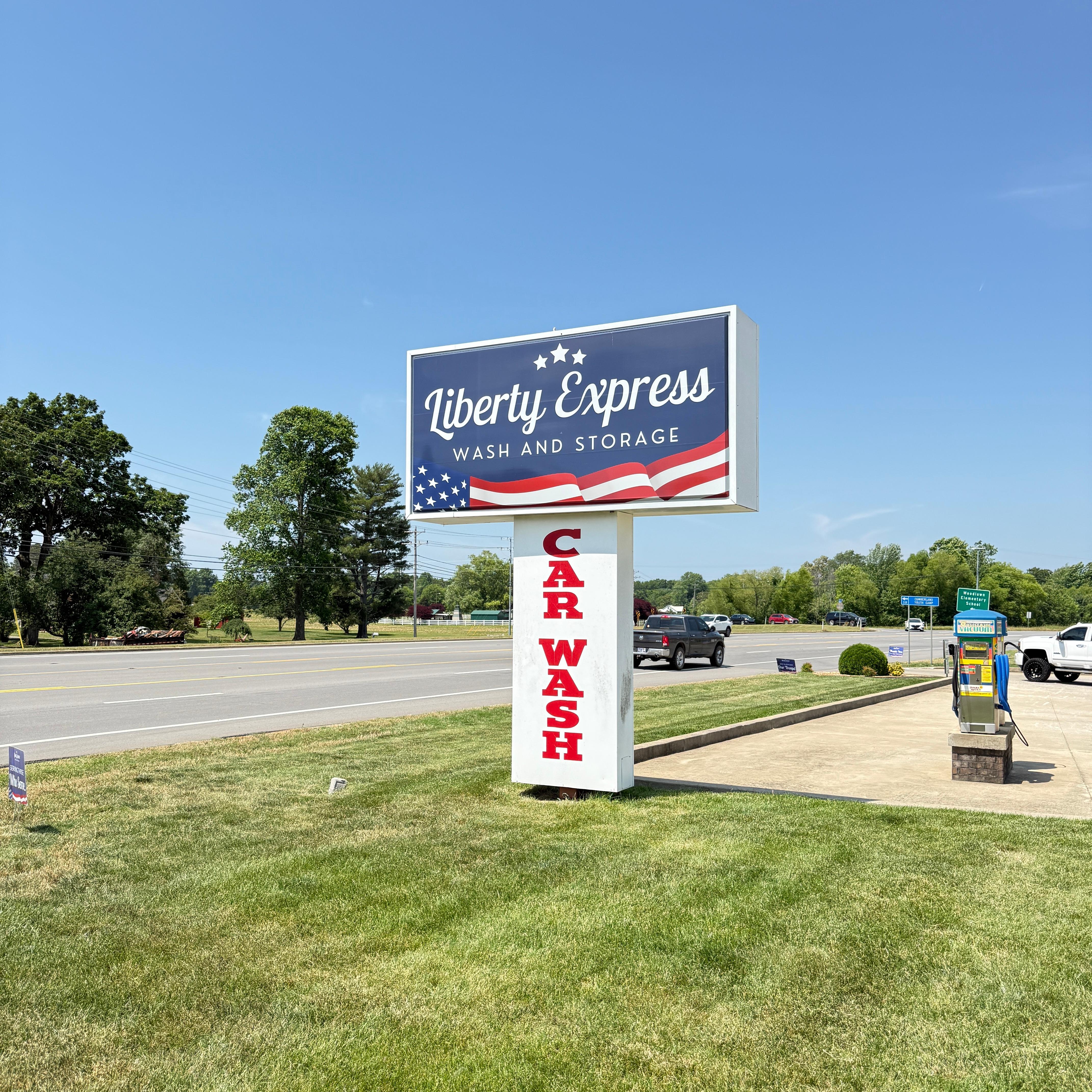 Self Storage & Car Wash in Clarksville, TN
