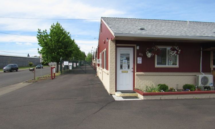 Albany Self Stor - Storage Office