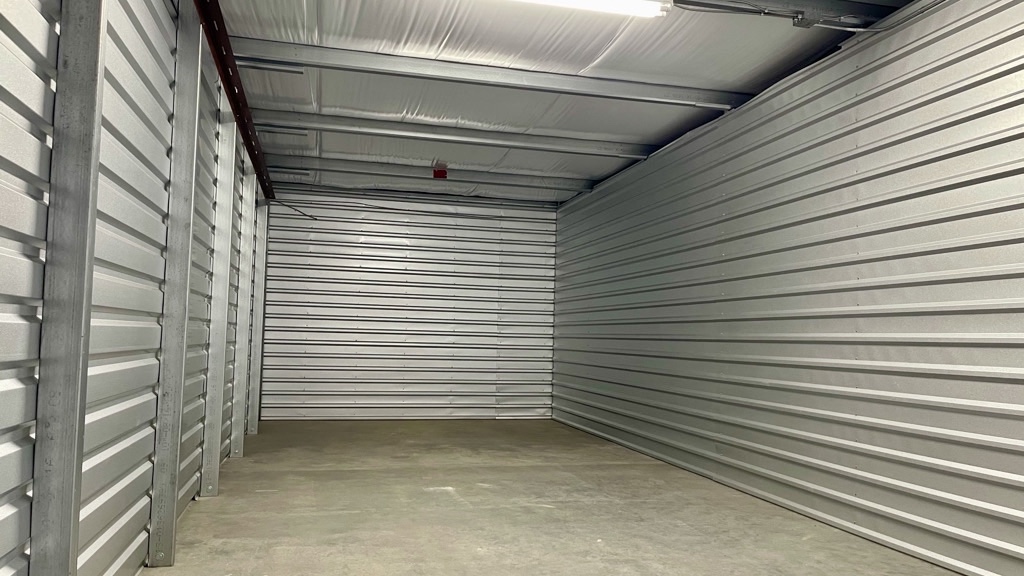 Huge Units Self Storage Hiram, GA