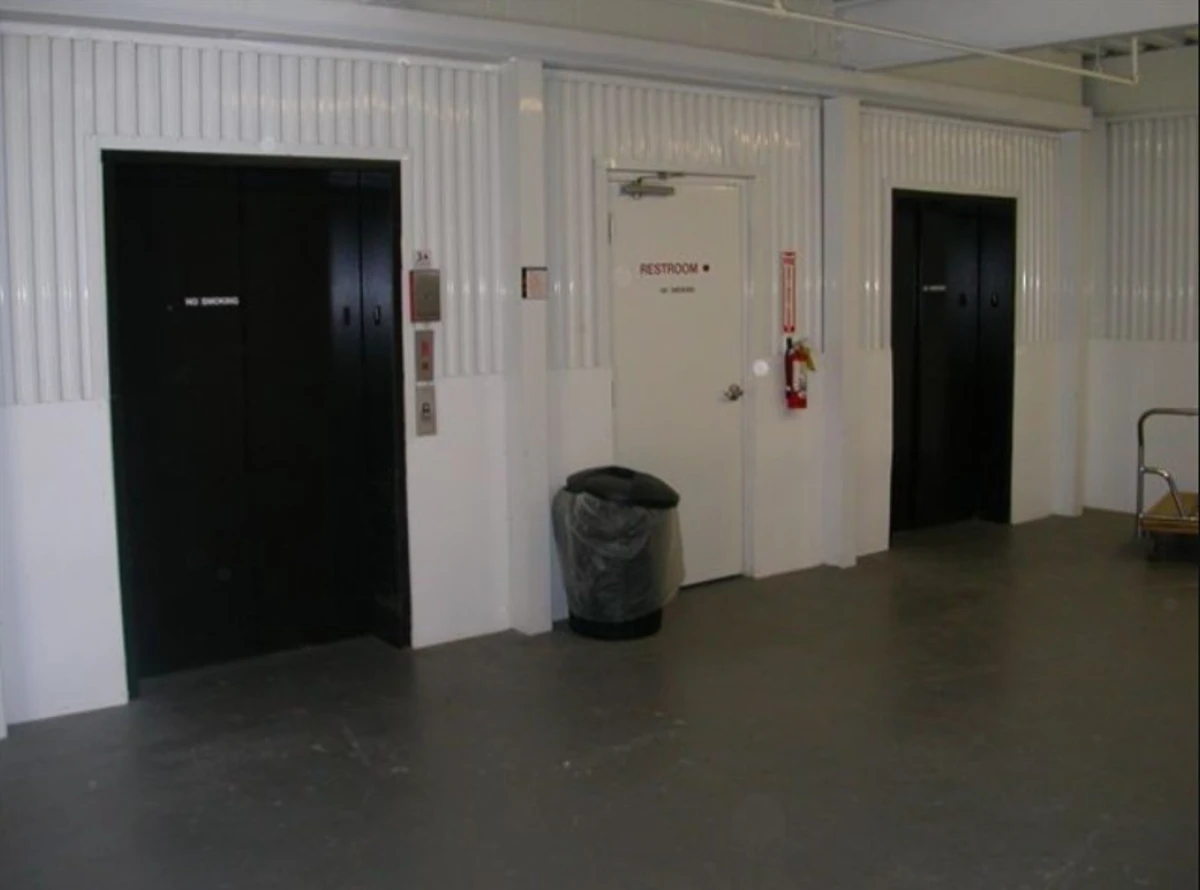 Elevator entrance 