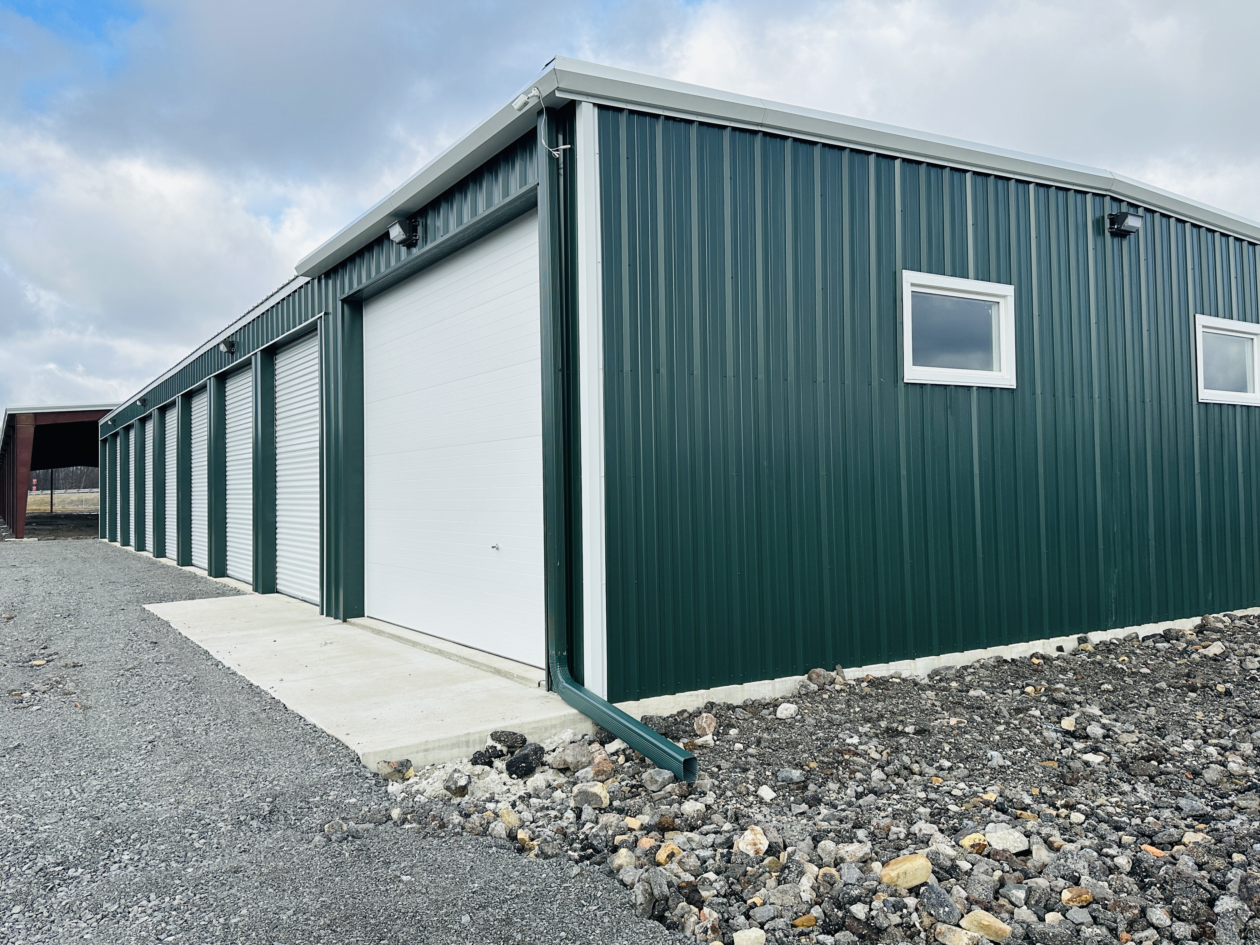 Indoor vehicle boat and rv storage