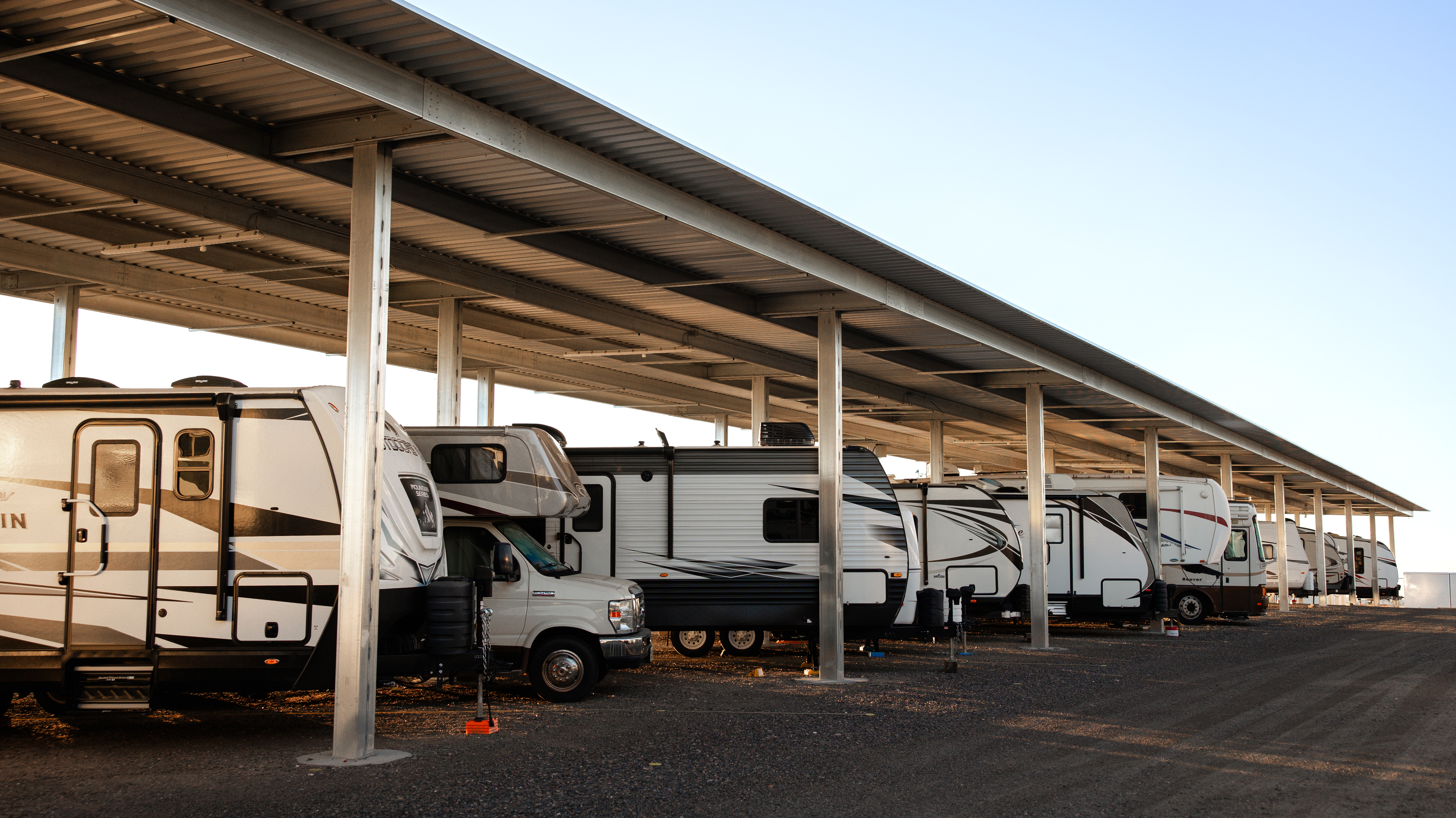 covered-rv-storage-lot-cheyenne-wy