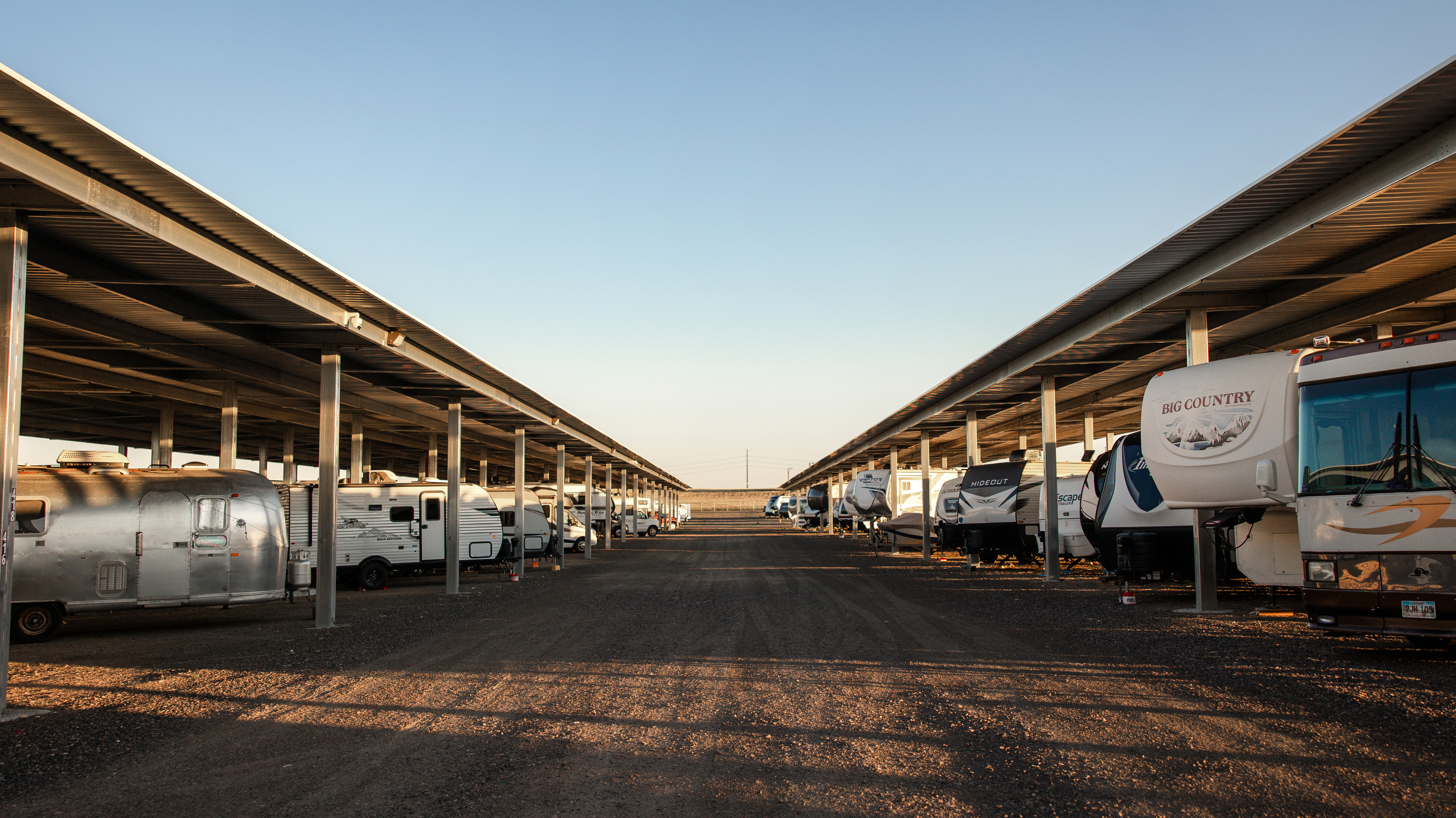 Wide Parking Aisles in Cheyenne WY at I-25 RV Storage
