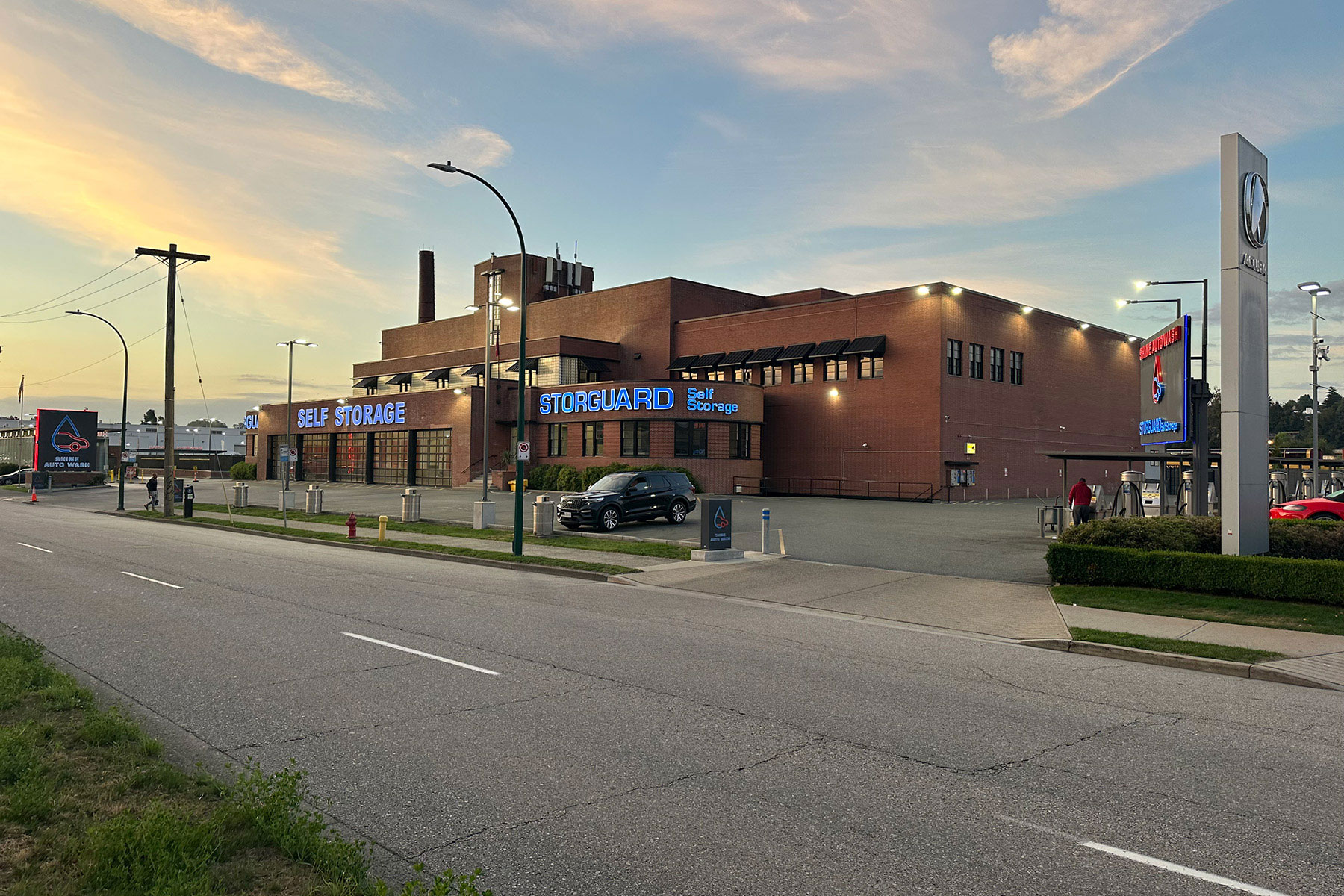 Storguard Vancouver, 750 Terminal Ave, Vancouver, BC V6A 2M5