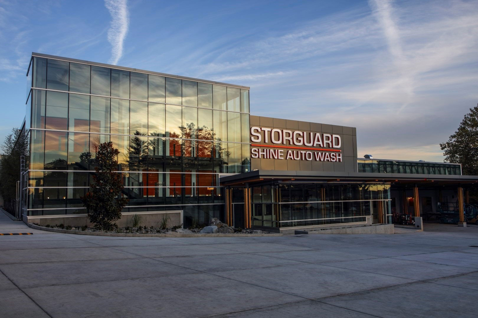 Storguard Burnaby, 7550 Gilley Ave, Burnaby, BC V5J 4X5