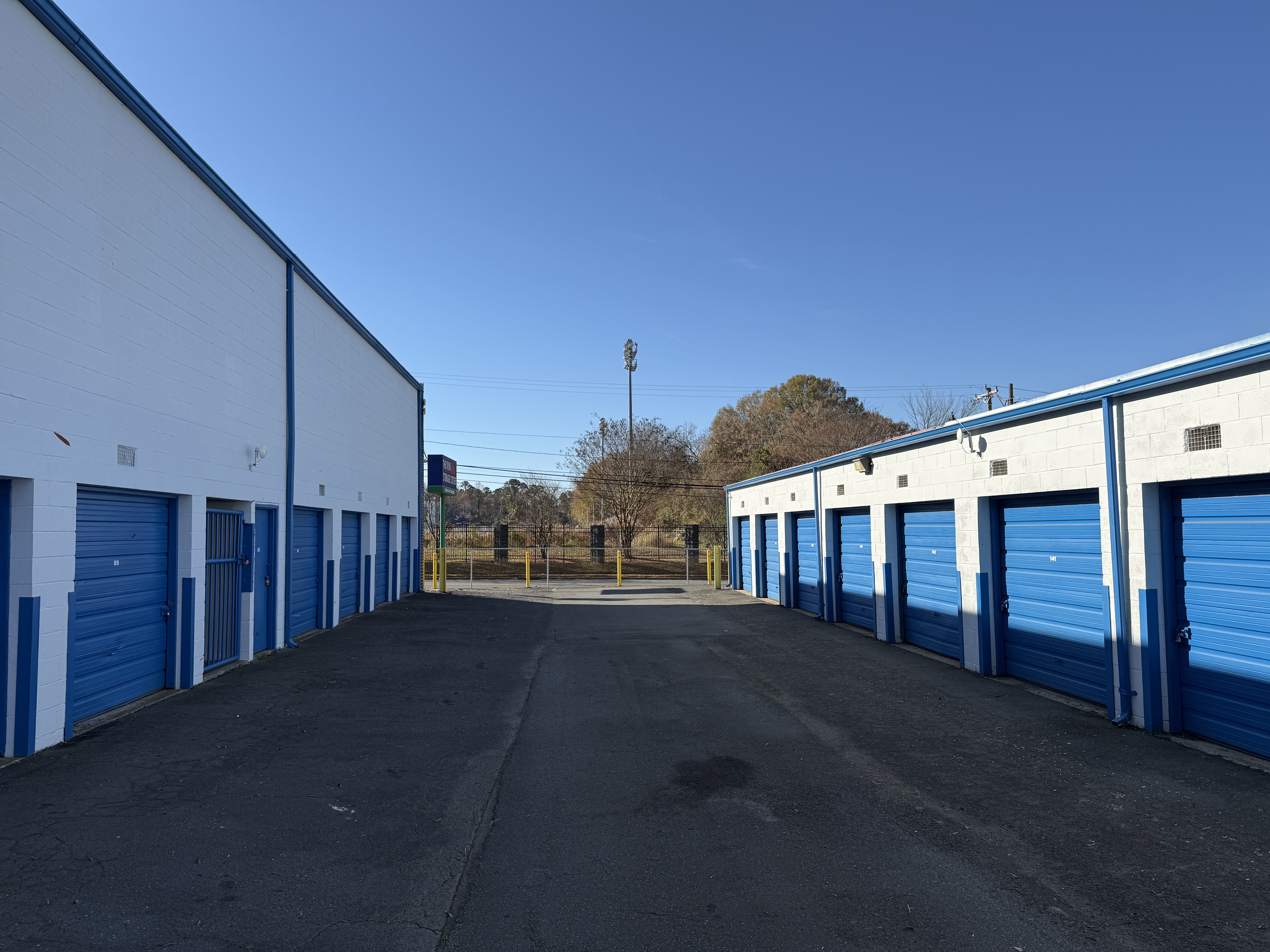 Mini Storage Center Charlotte Sugar Creek Large Drive Aisles