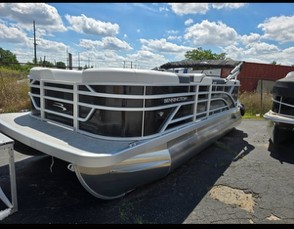 Bennington S20 Pontoon with 90hp