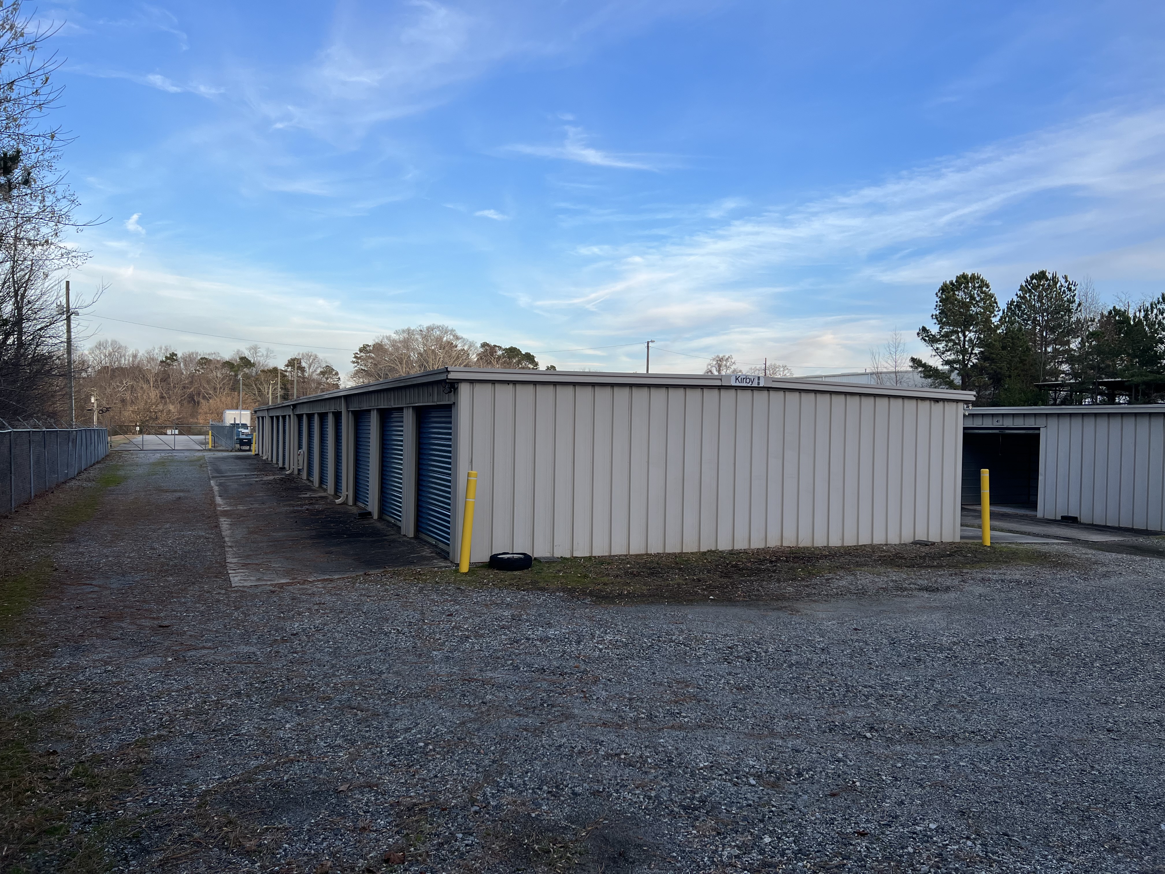self storage units with drive up access doors