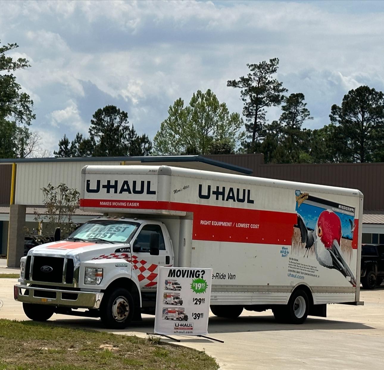 u-haul moving trucks available for rental
