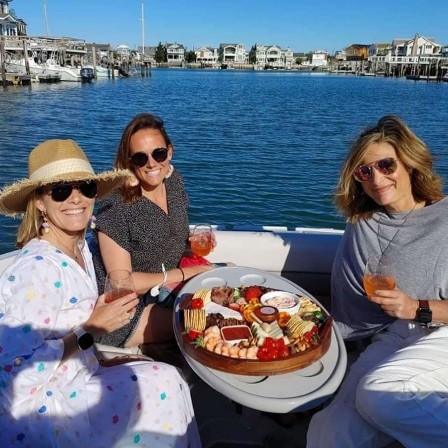 https://book.pursuitofhoppinesscharters.com/