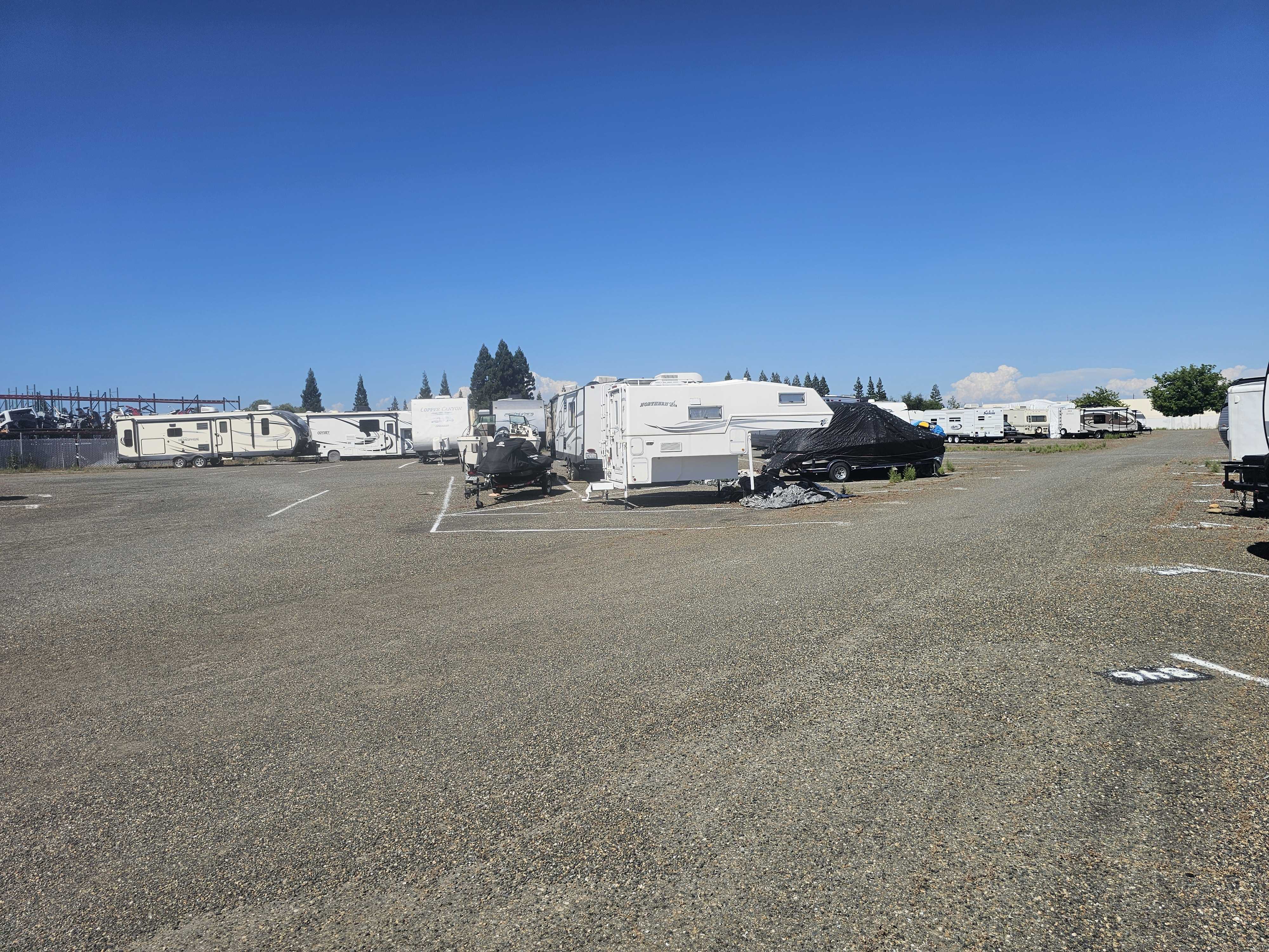 Affordable RV and Boat Storage in Rancho Cordova, CA | 3671 Omec Park Dr