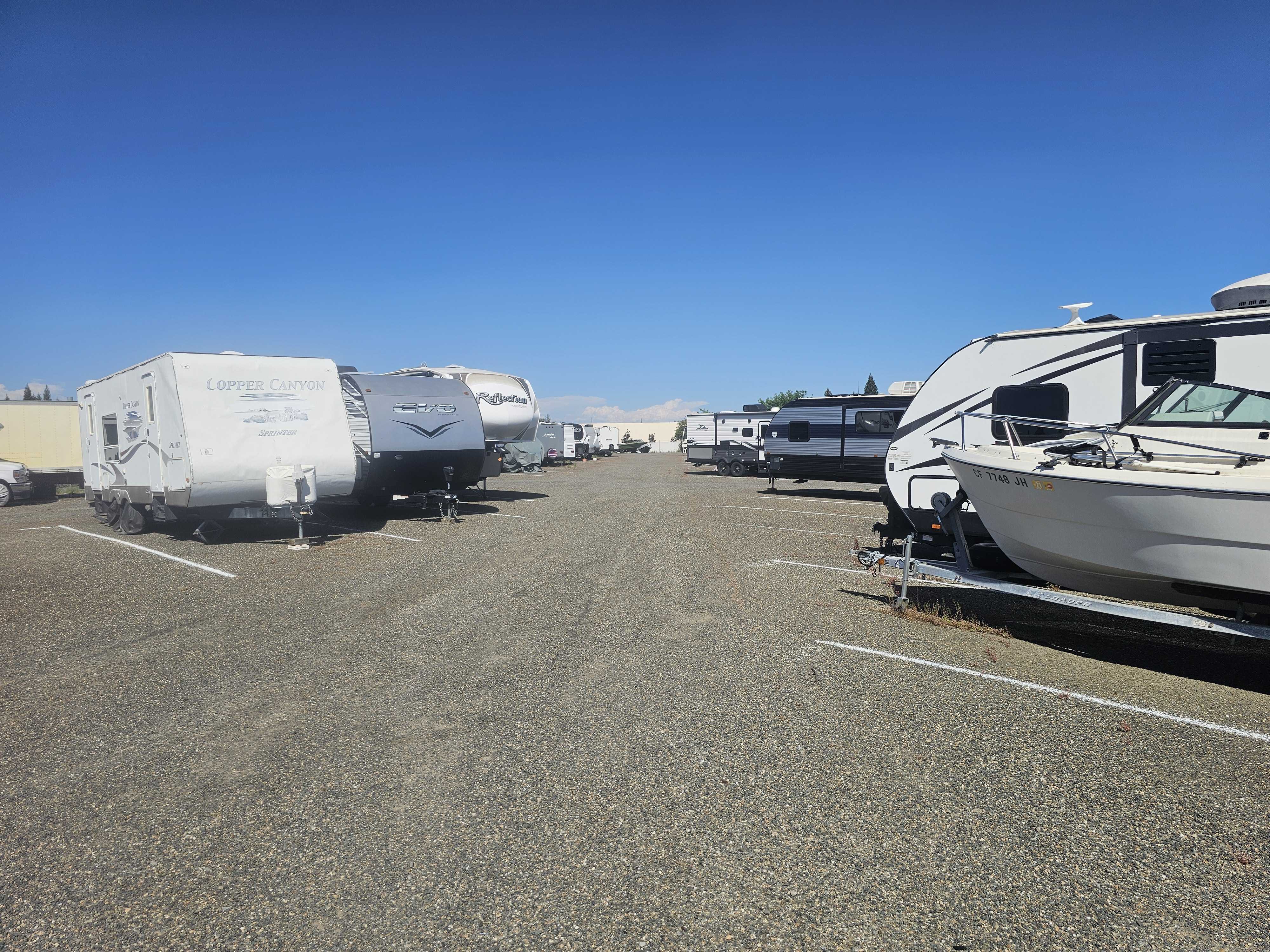 Convenient RV Storage in Rancho Cordova, CA | 3671 Omec Park Dr