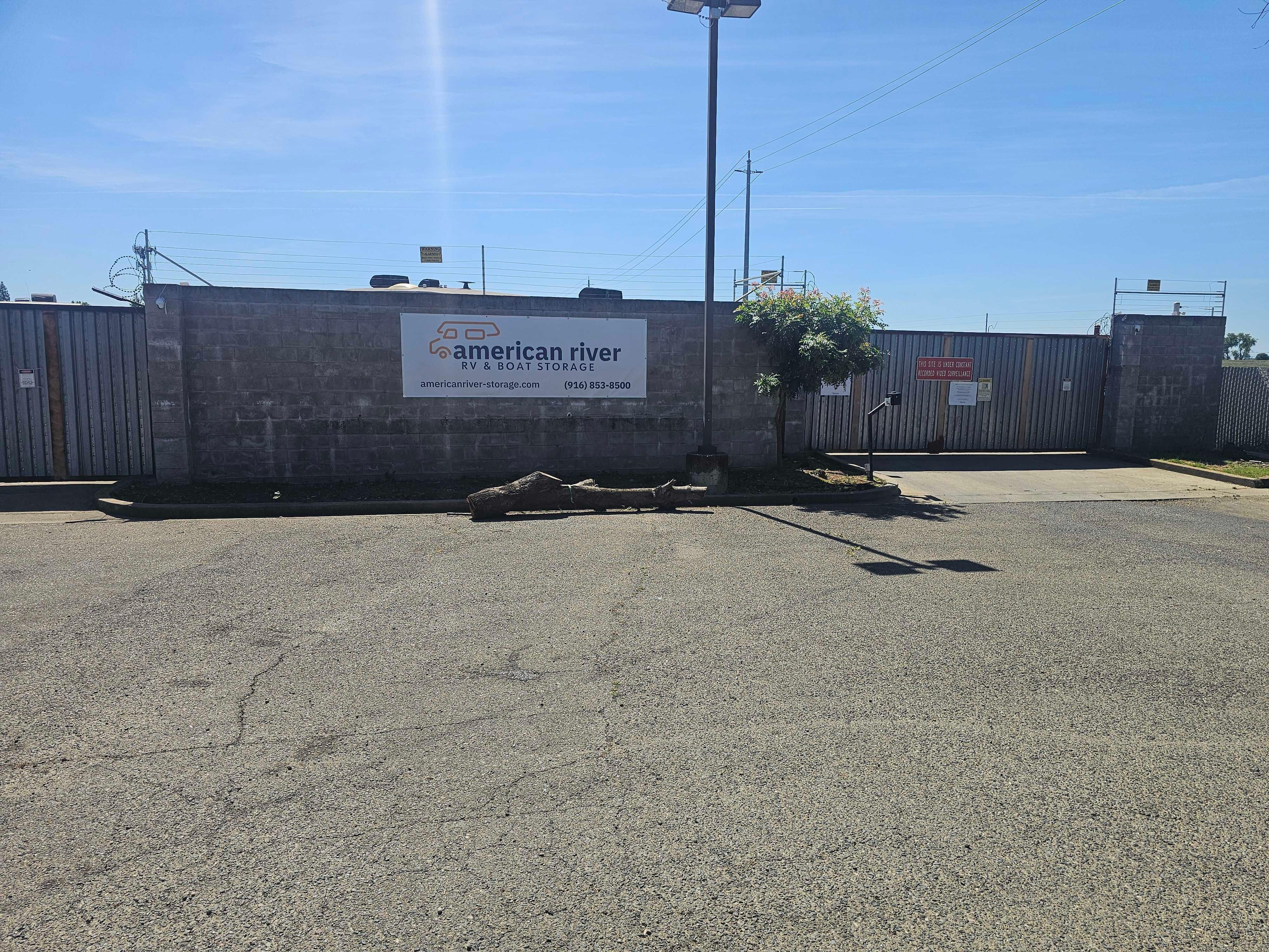 Convenient Boat Storage in Rancho Cordova, CA | 3671 Omec Park Dr